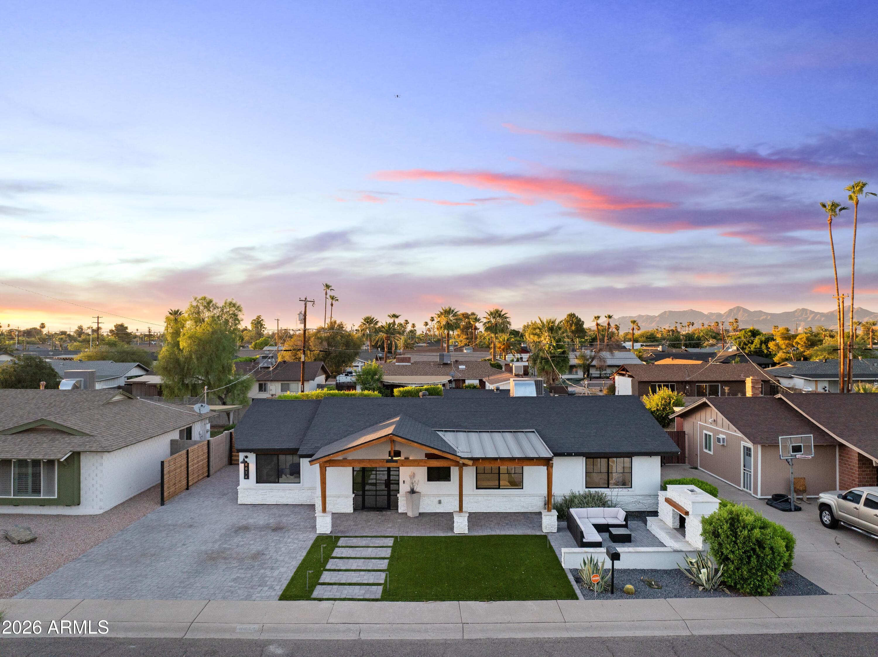 SCOTTSDALE ESTATES 14 LOTS 1845-1925 - Residential Lease