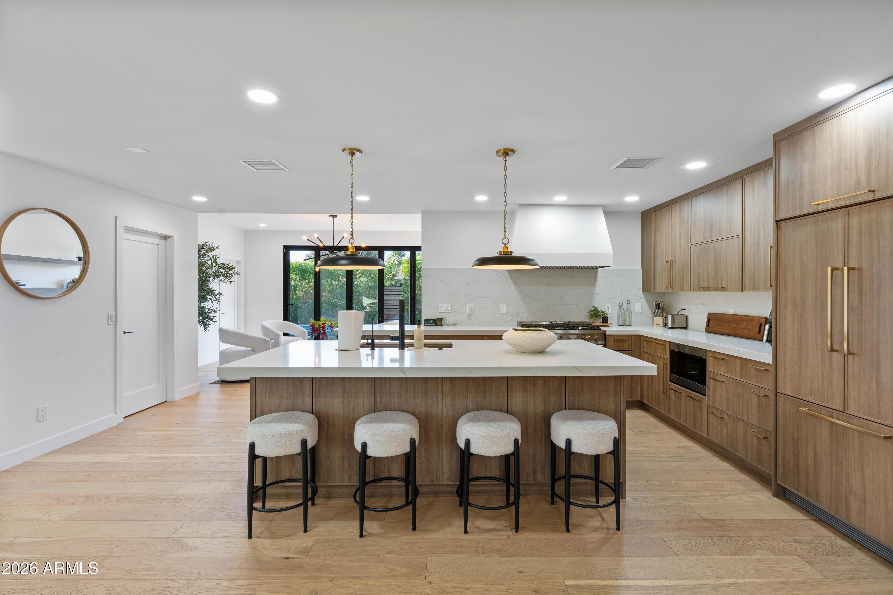 SCOTTSDALE ESTATES 14 LOTS 1845-1925 - Residential Lease