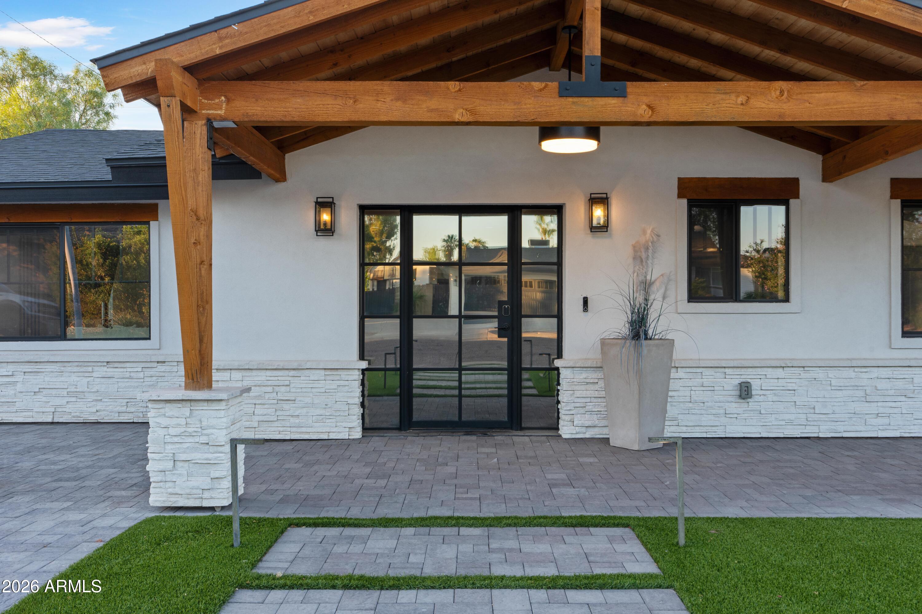 SCOTTSDALE ESTATES 14 LOTS 1845-1925 - Residential Lease