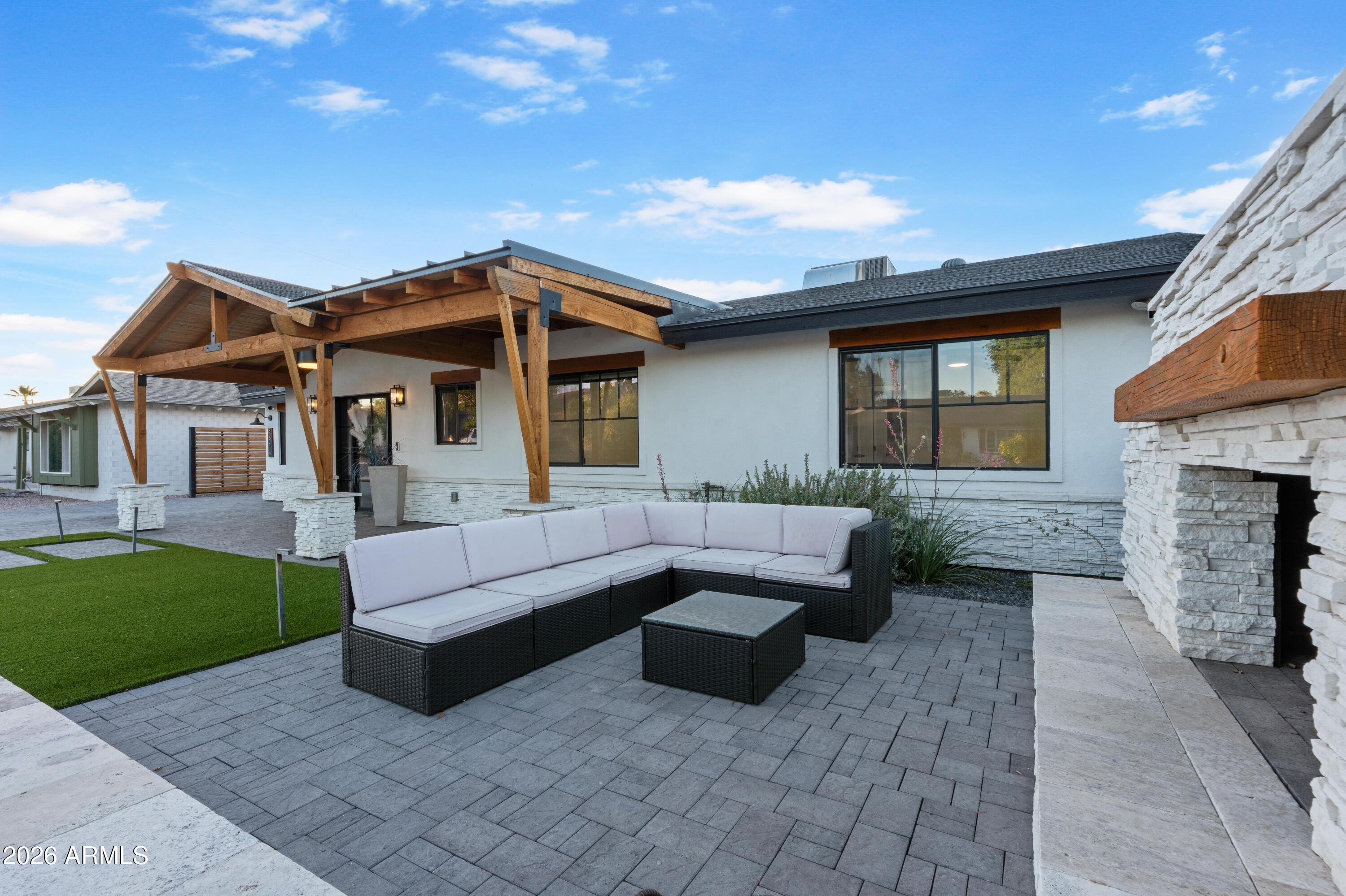 SCOTTSDALE ESTATES 14 LOTS 1845-1925 - Residential Lease