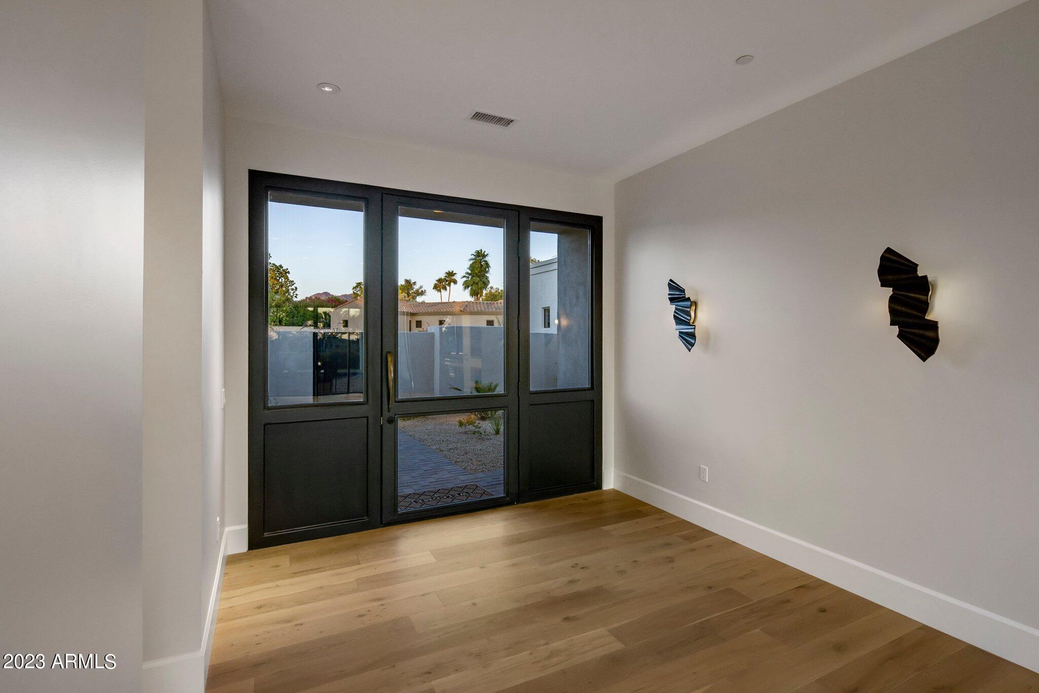PINNACLE PEAK COUNTRY CLUB - Residential