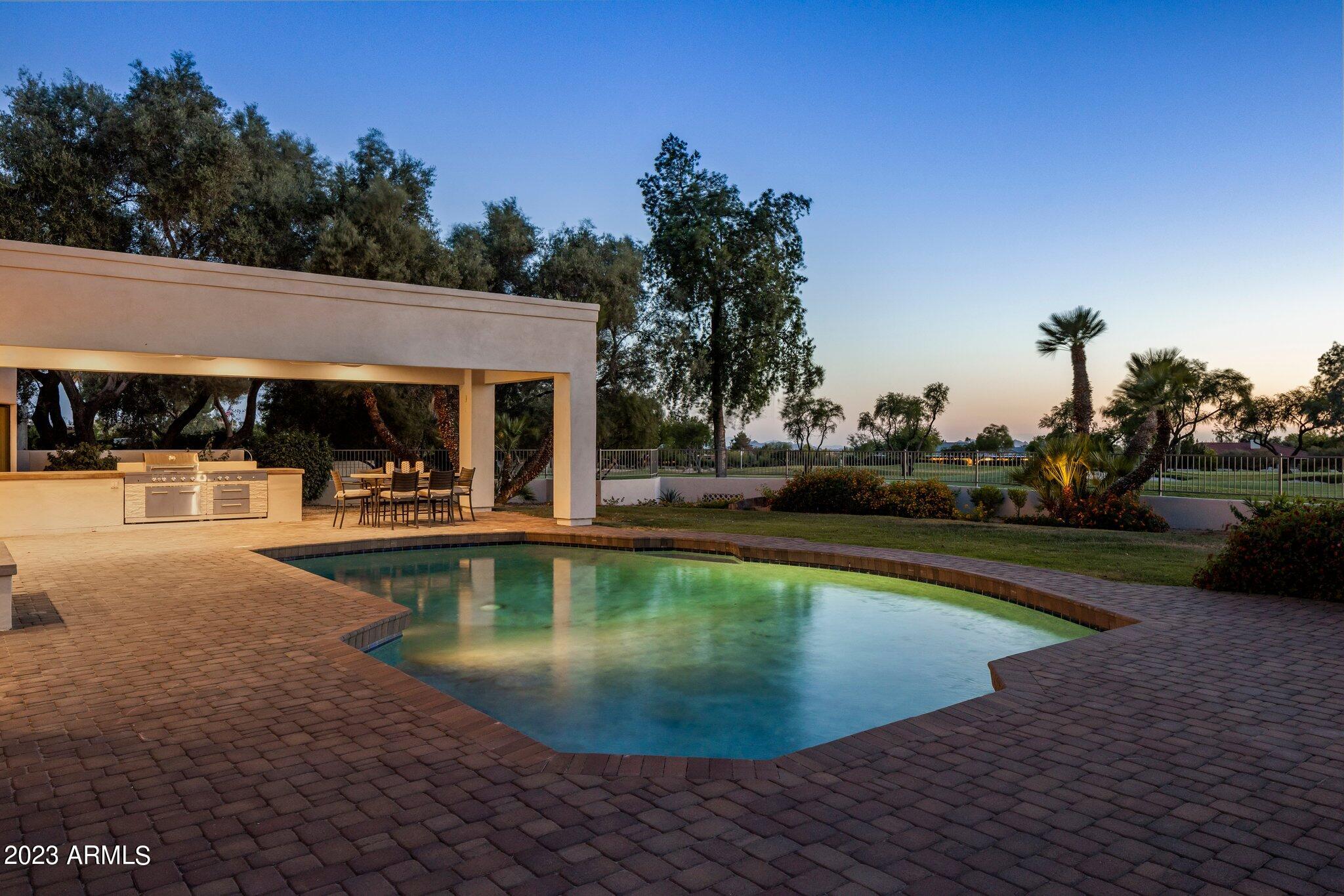 PINNACLE PEAK COUNTRY CLUB - Residential