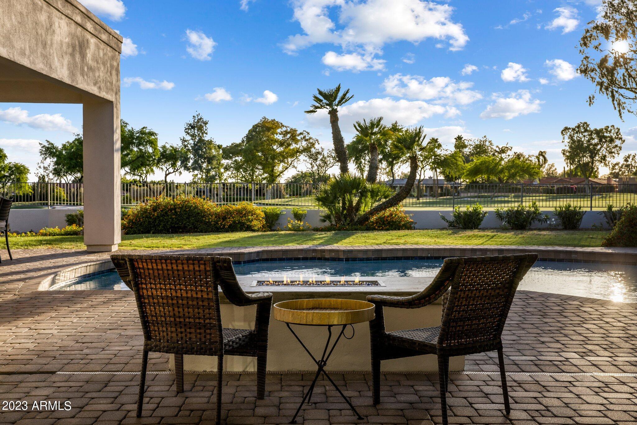 PINNACLE PEAK COUNTRY CLUB - Residential