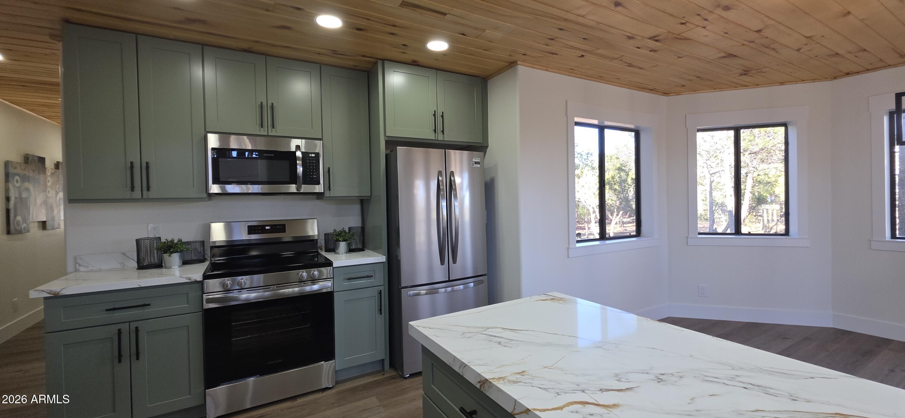 FOREST TRAILS UNIT 1 - Residential