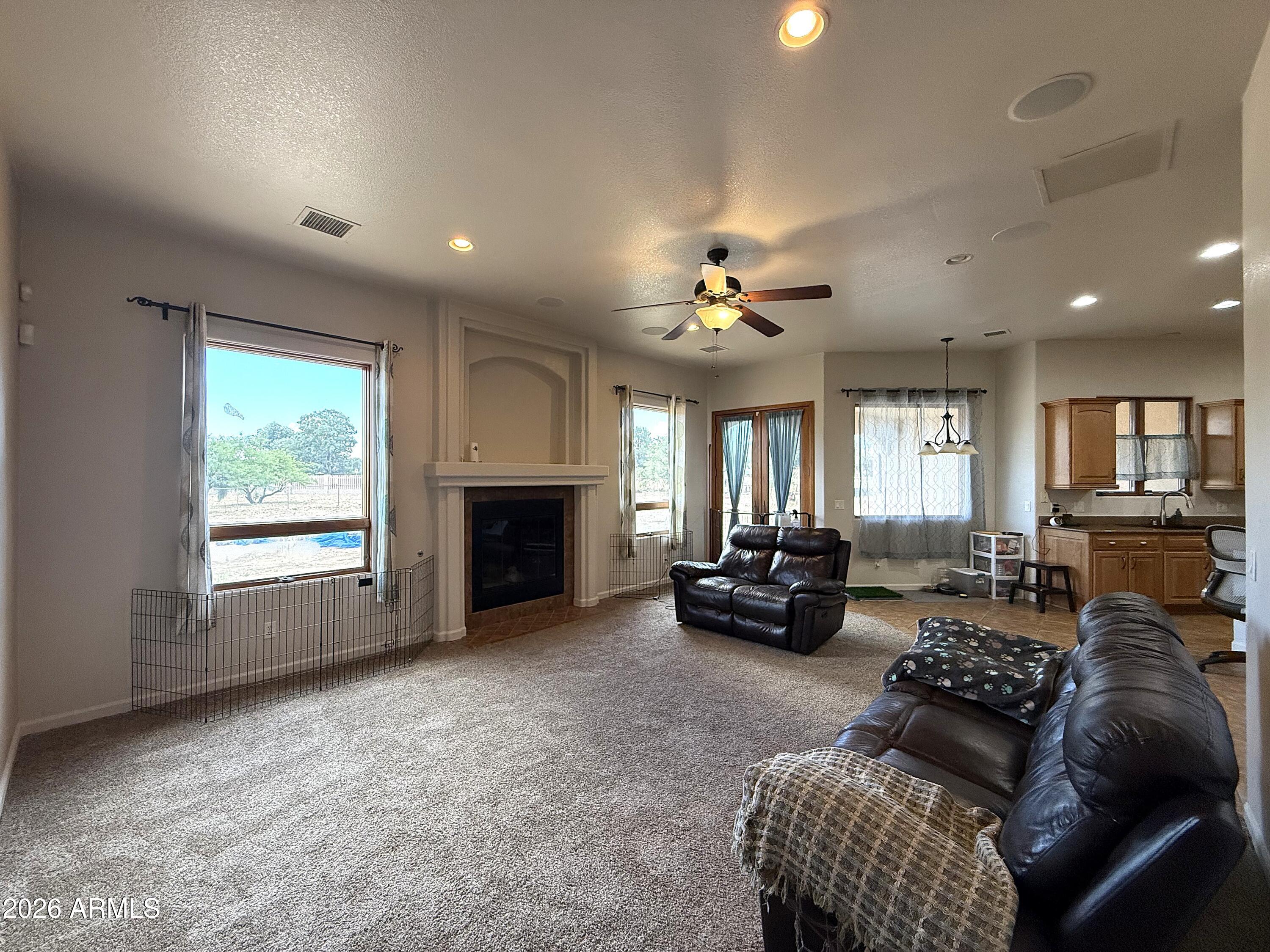 HUACHUCA MOUNTAIN VILLAGE B - Residential