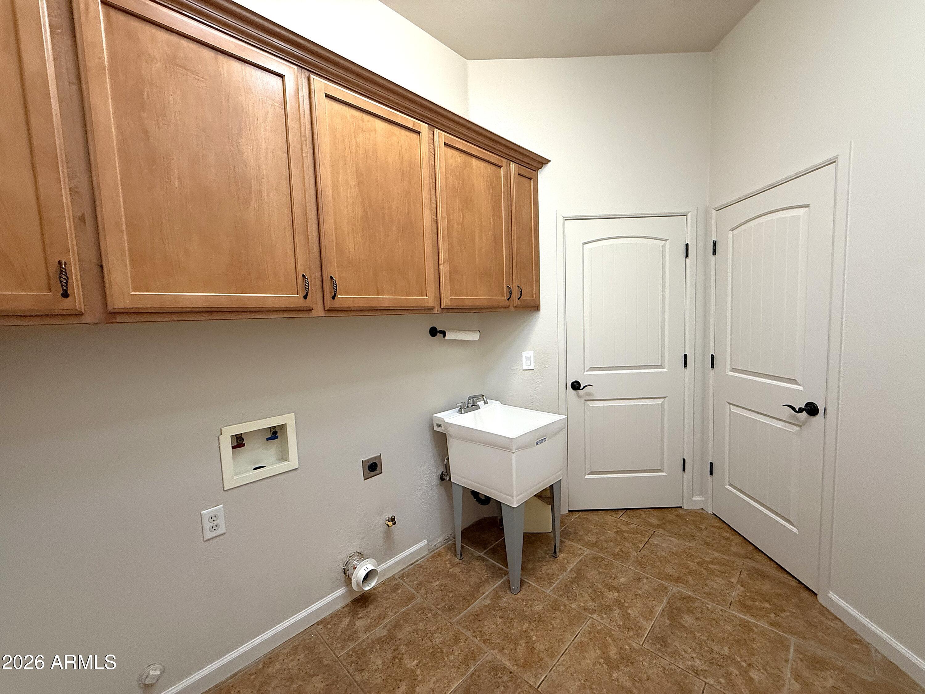 HUACHUCA MOUNTAIN VILLAGE B - Residential