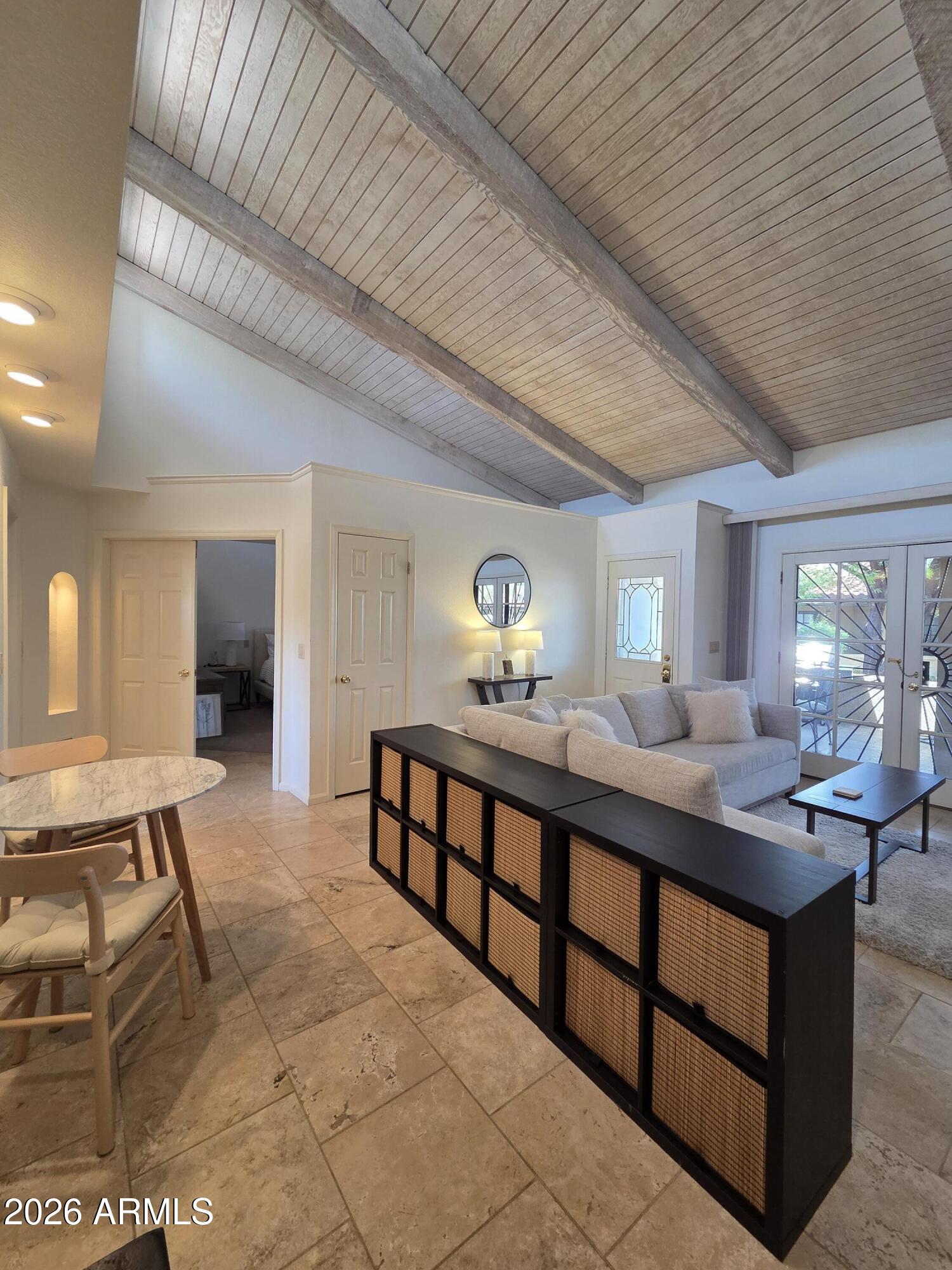 DOUBLEGATE - Residential
