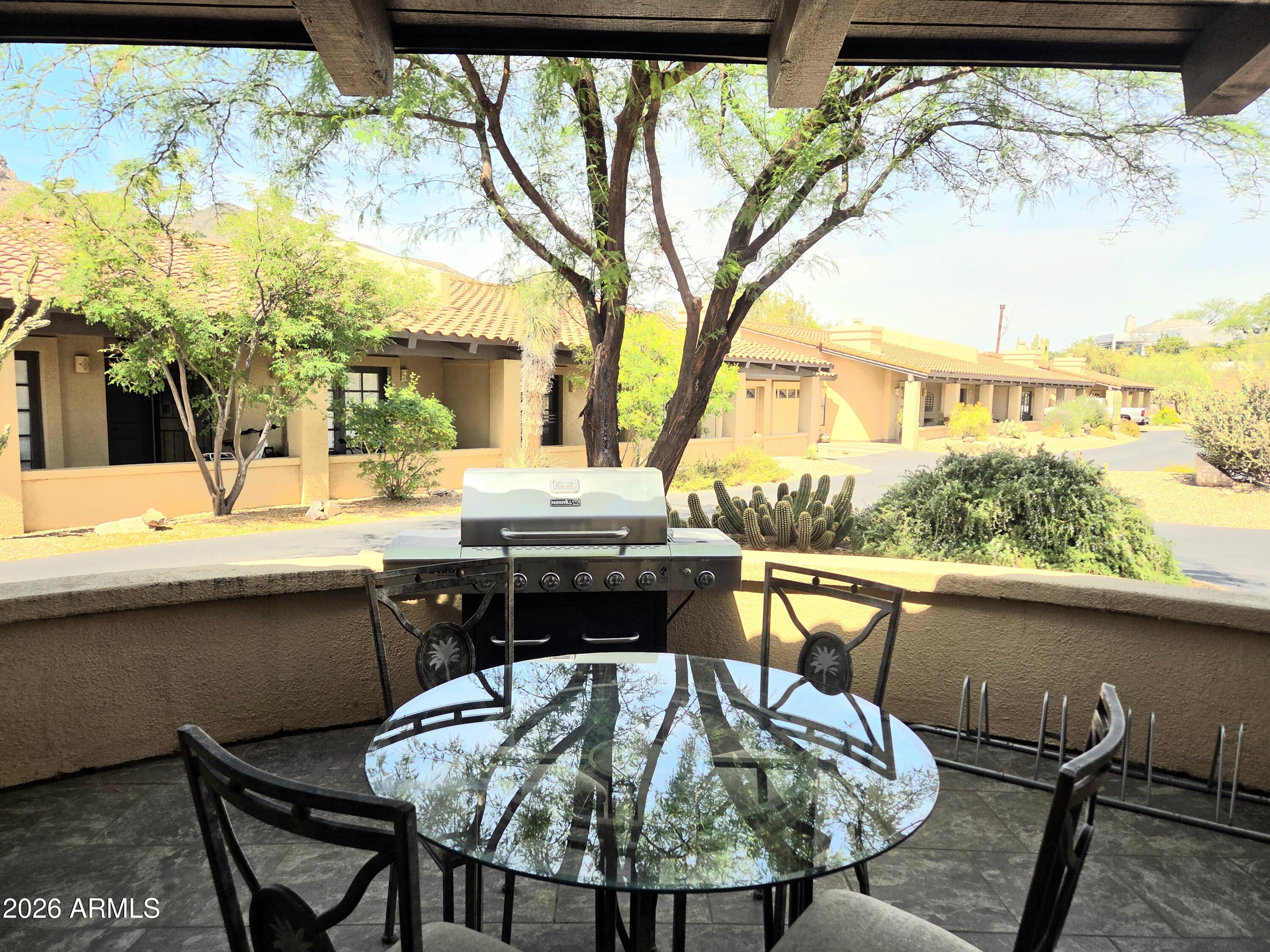 DOUBLEGATE - Residential