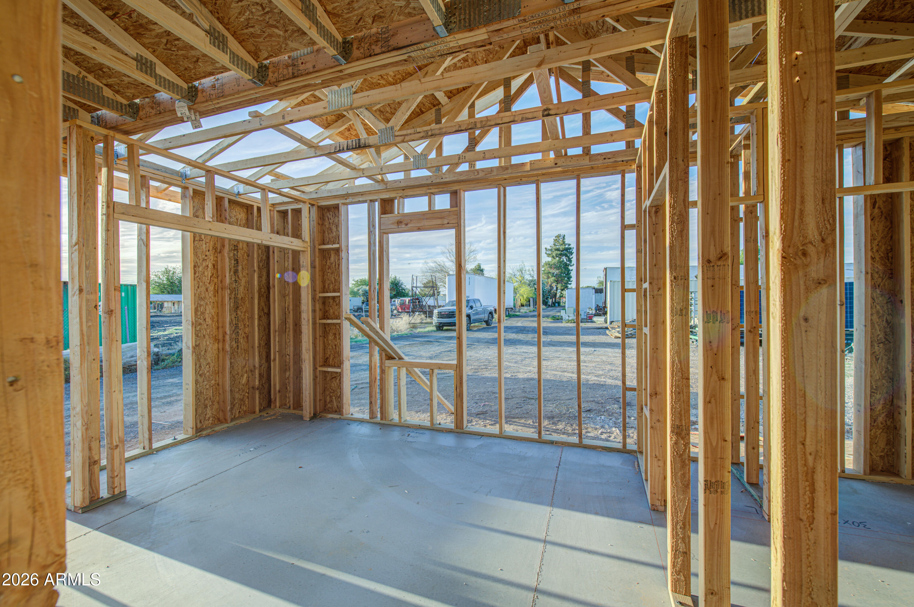 W2 S 304.1F OF E 320F OF W 668F OF N2 NW4 NE4 SEC 19 P/F 20240299190 - Residential