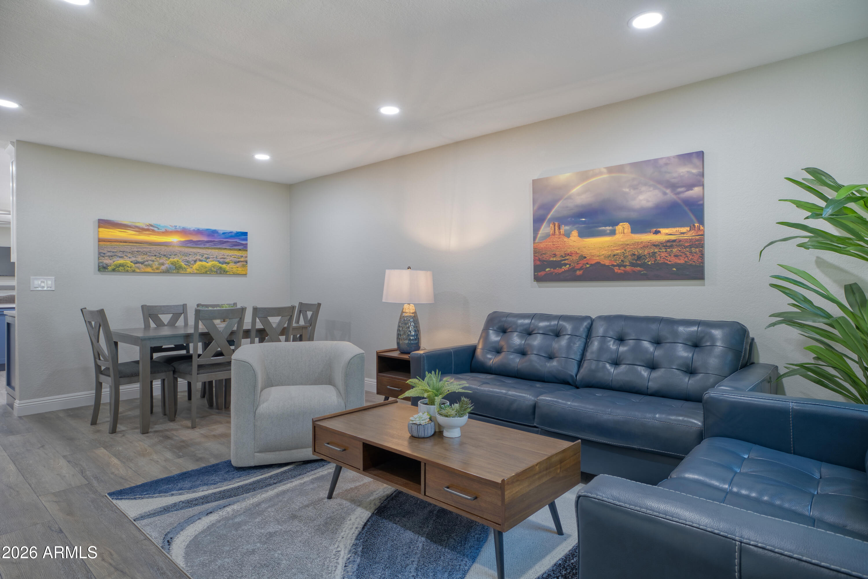 LA CASA LINDA CONDOMINIUM - Residential