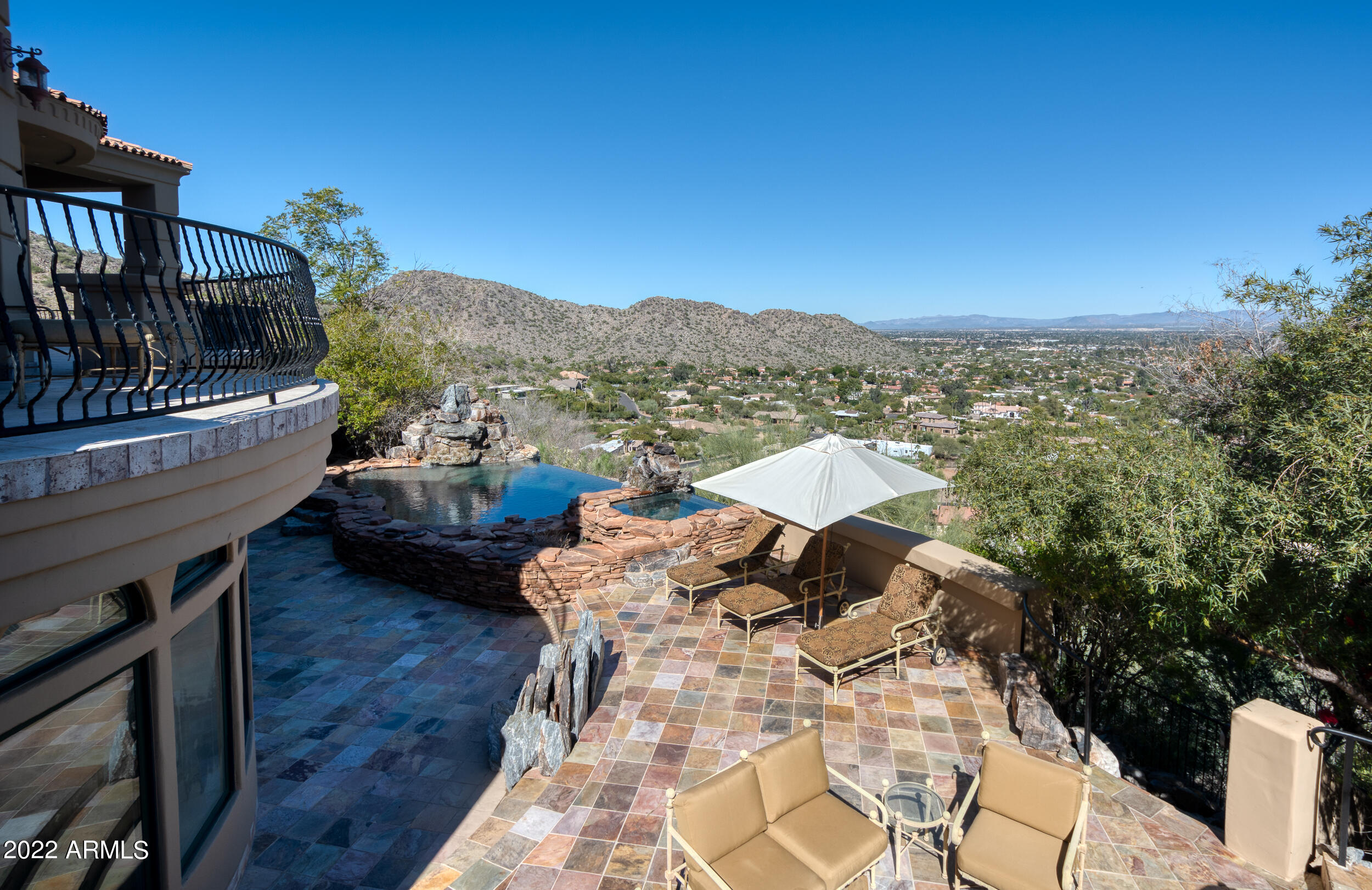 SUNSET HILLS 3 - Residential