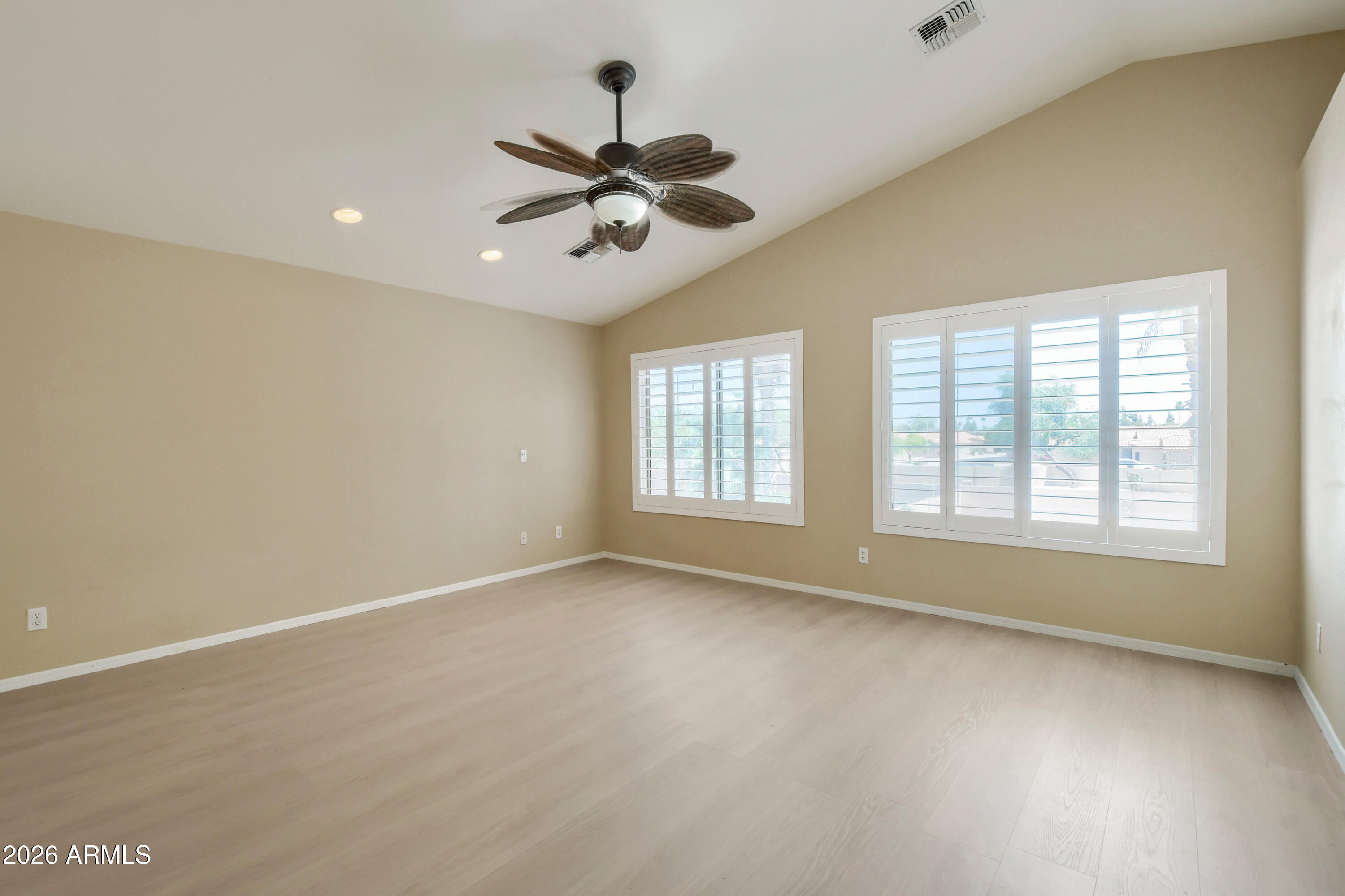 SILVER CREEK - Residential