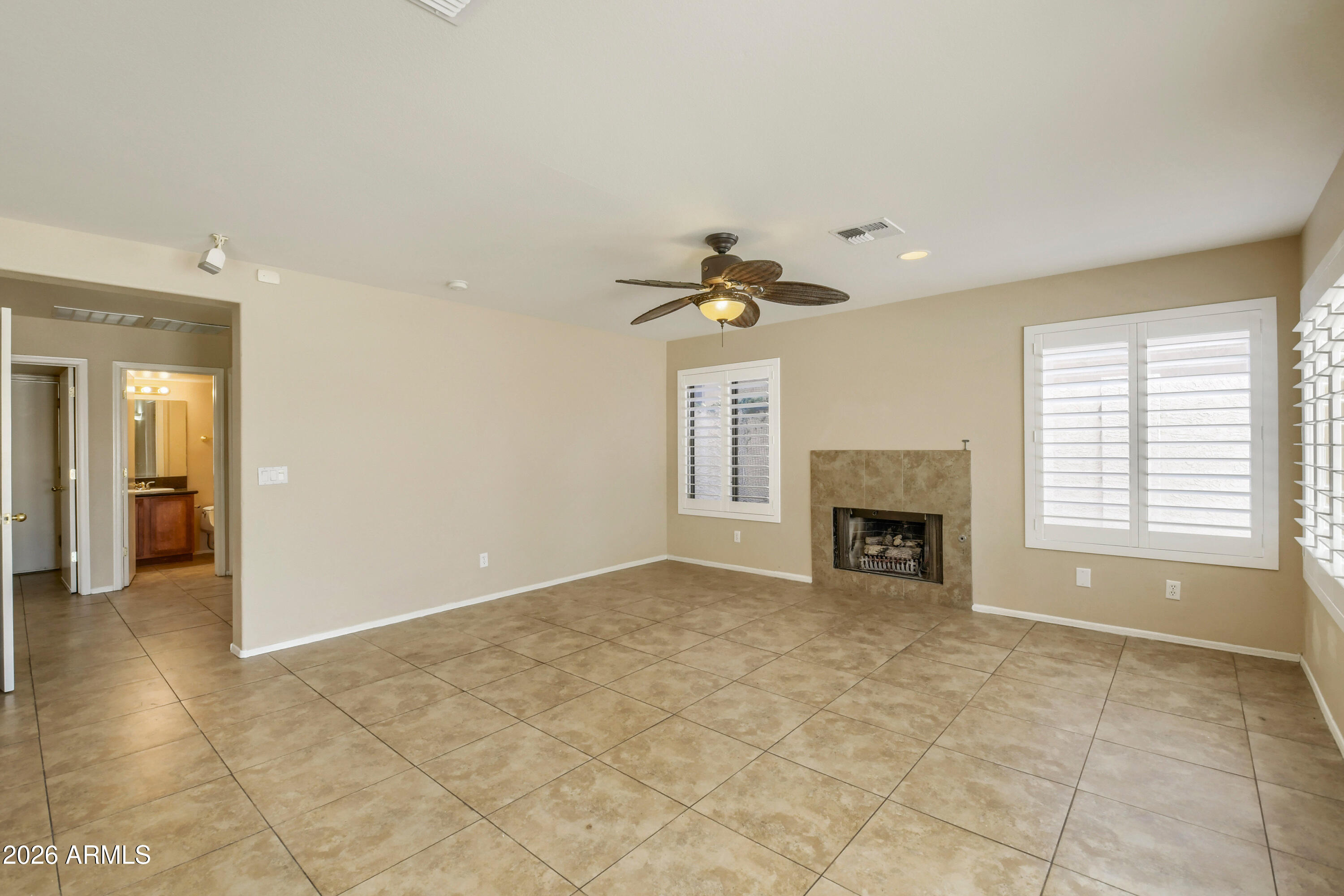 SILVER CREEK - Residential