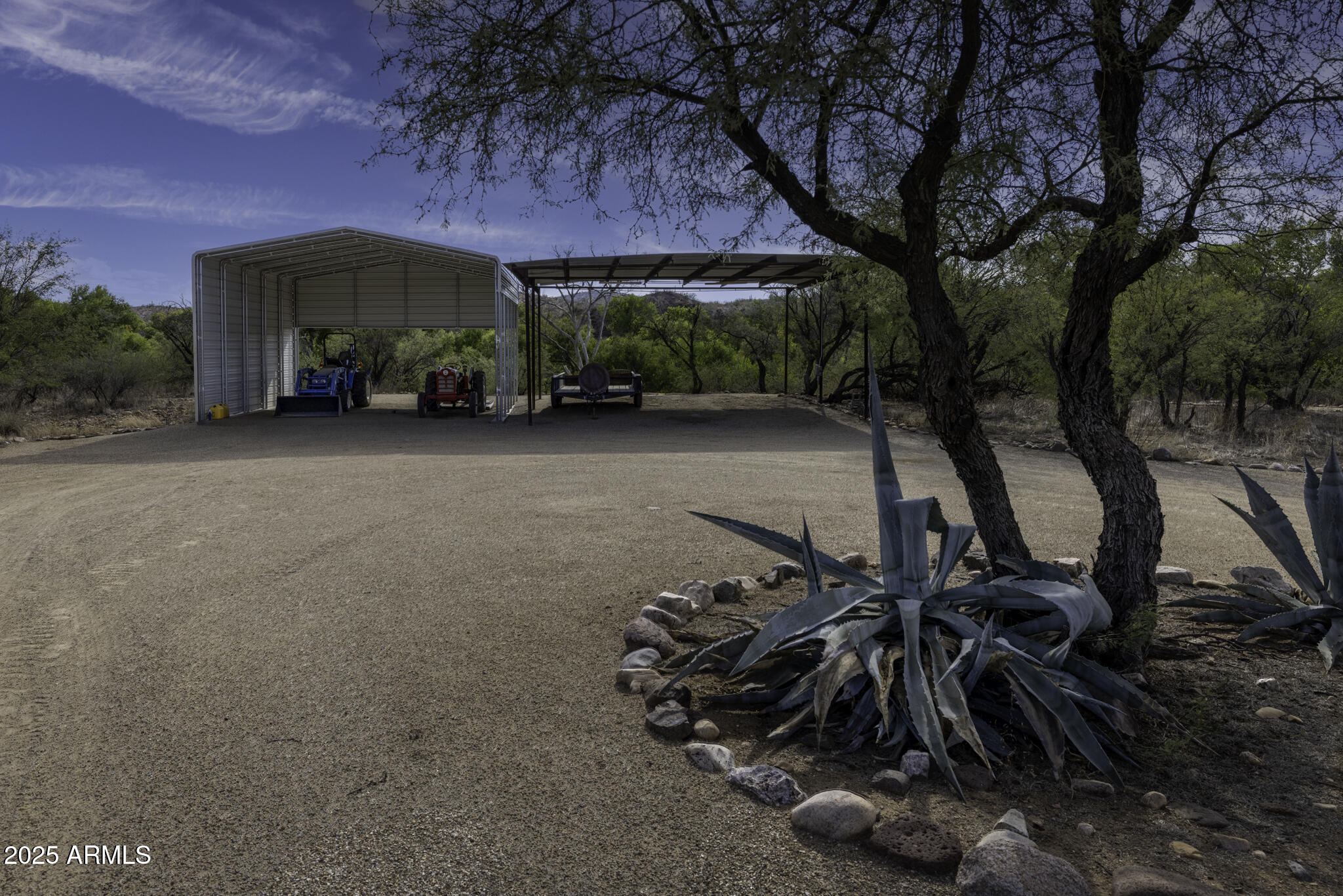 Lazy RC Ranch, Historic Brill Ranch on the Hassayampa River, Bordering the Nature Conservancy - Residential
