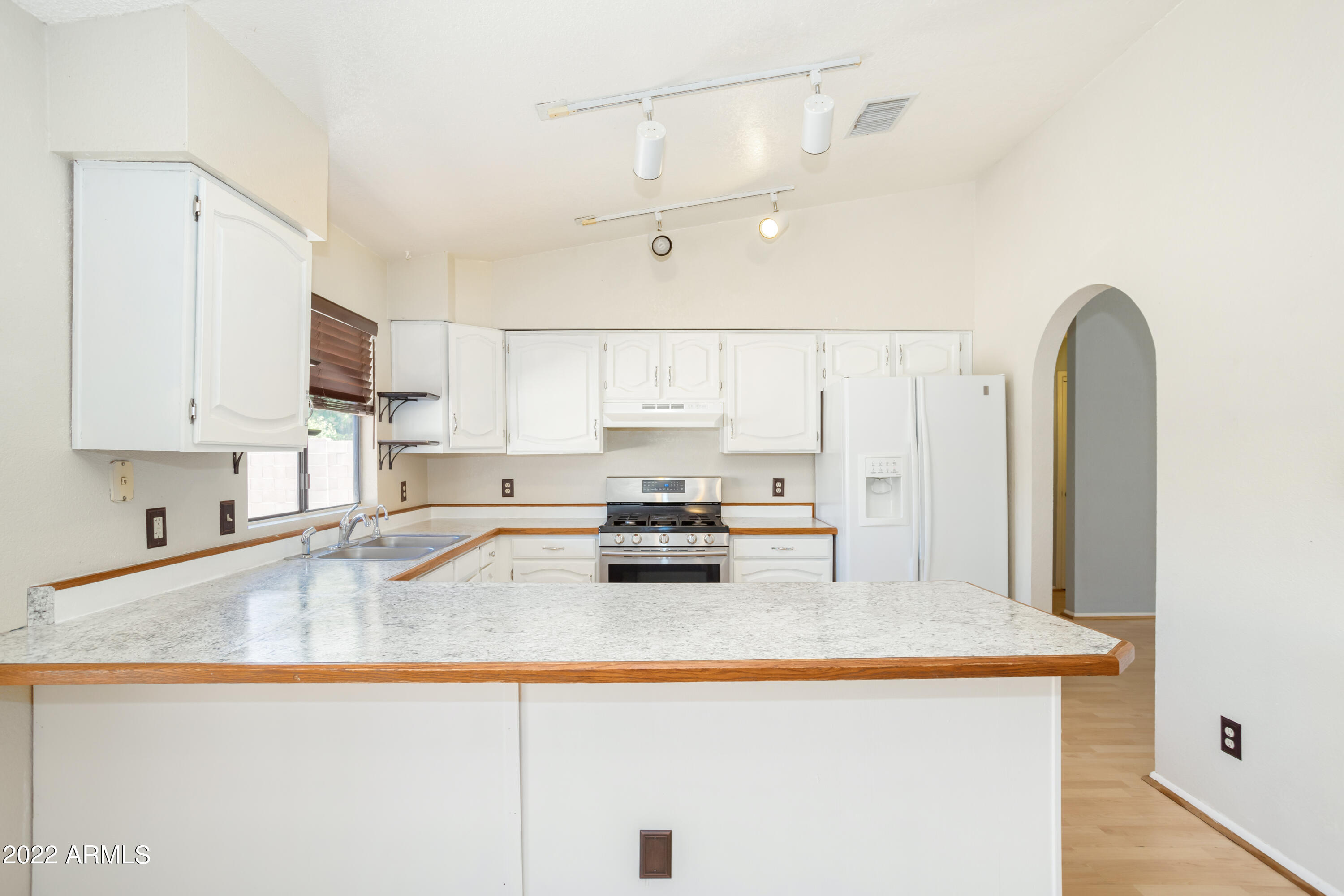 SHADOW RIDGE - Residential
