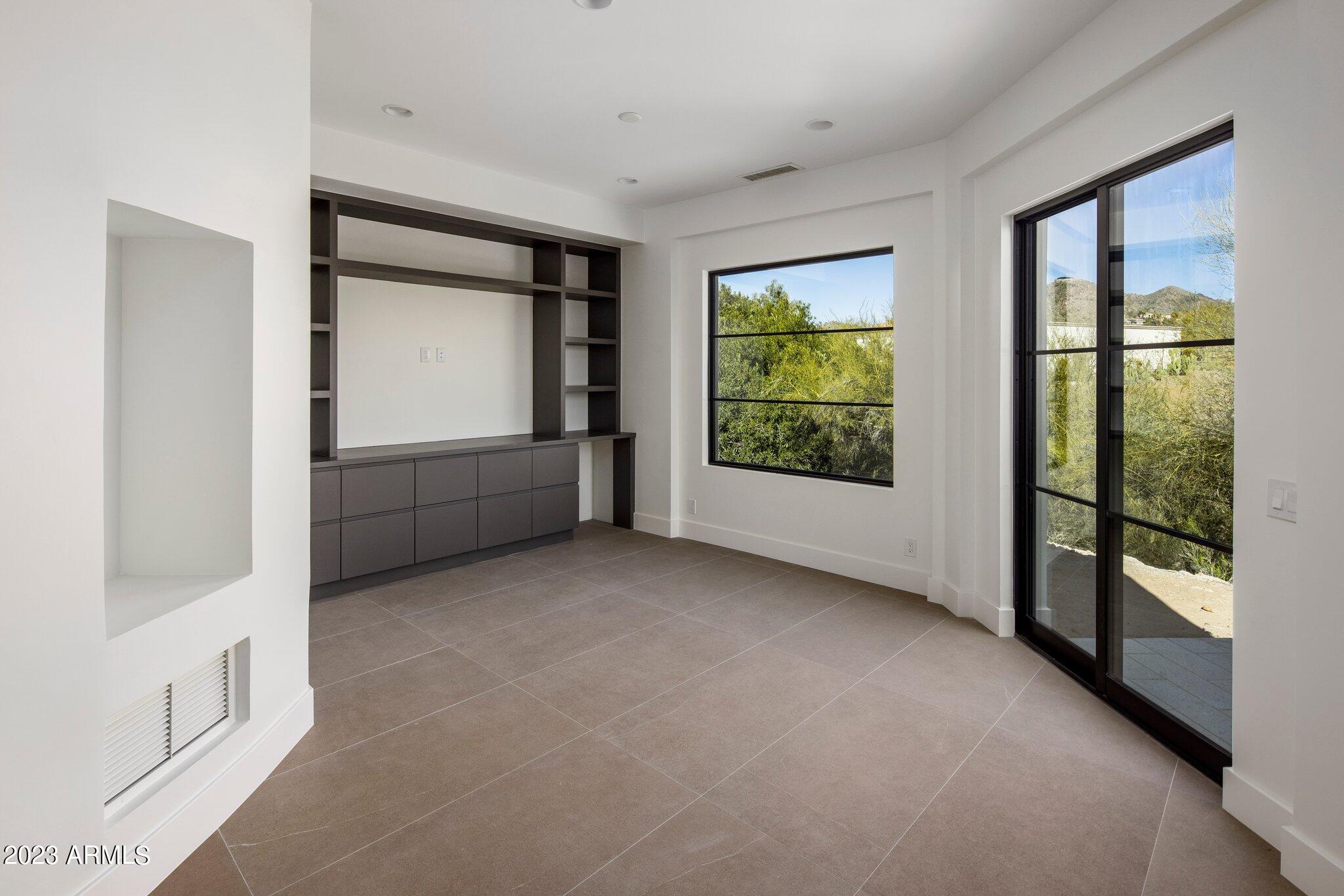 SANCTUARY - Residential