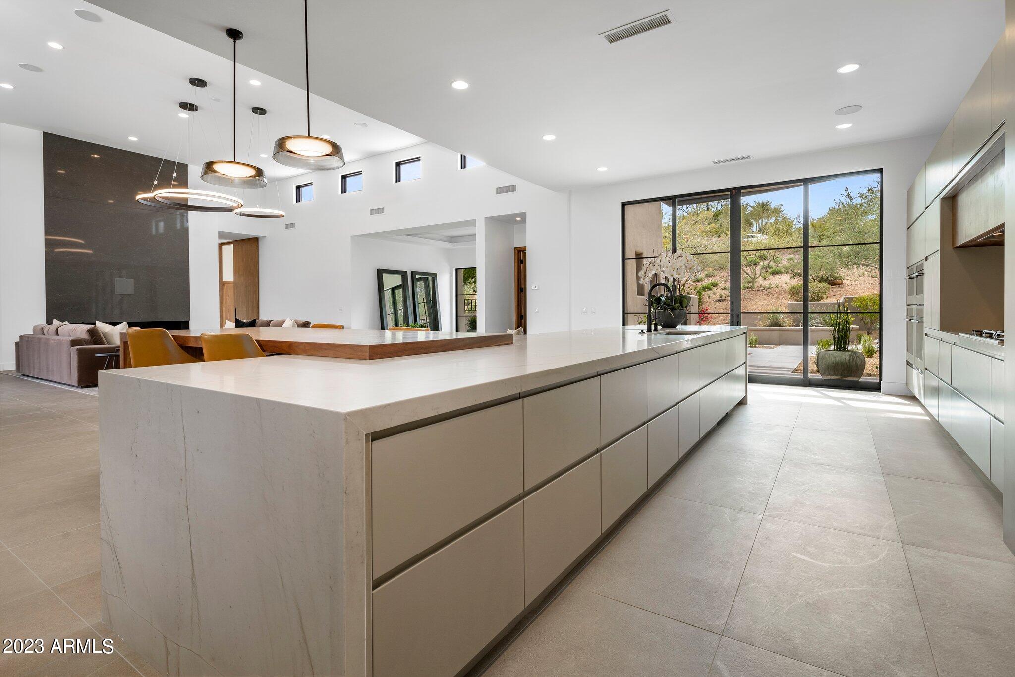 SANCTUARY - Residential