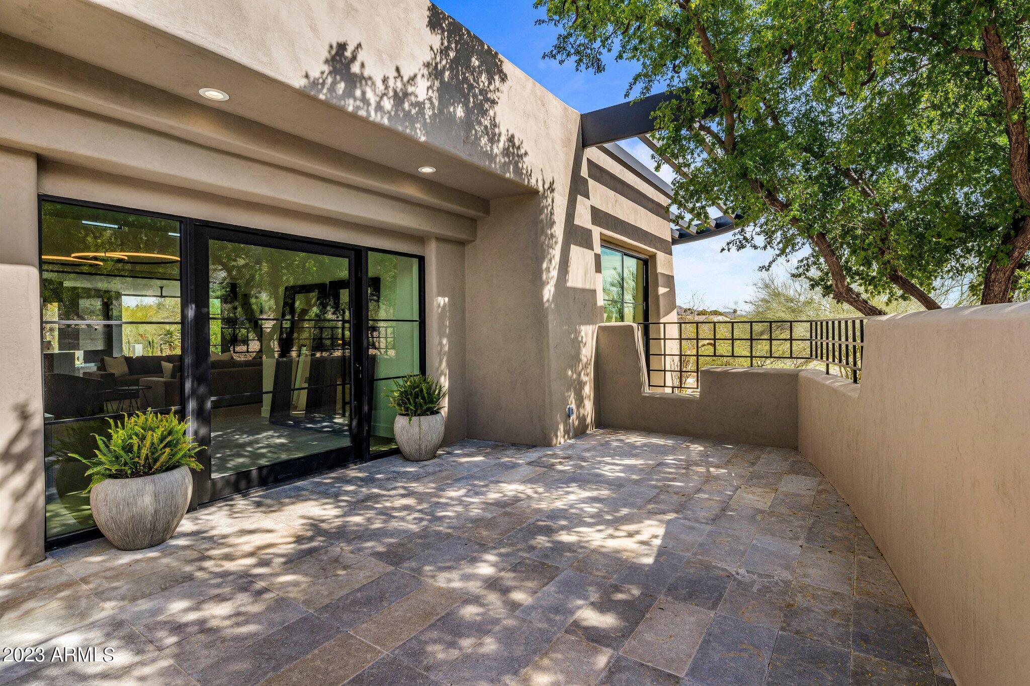 SANCTUARY - Residential