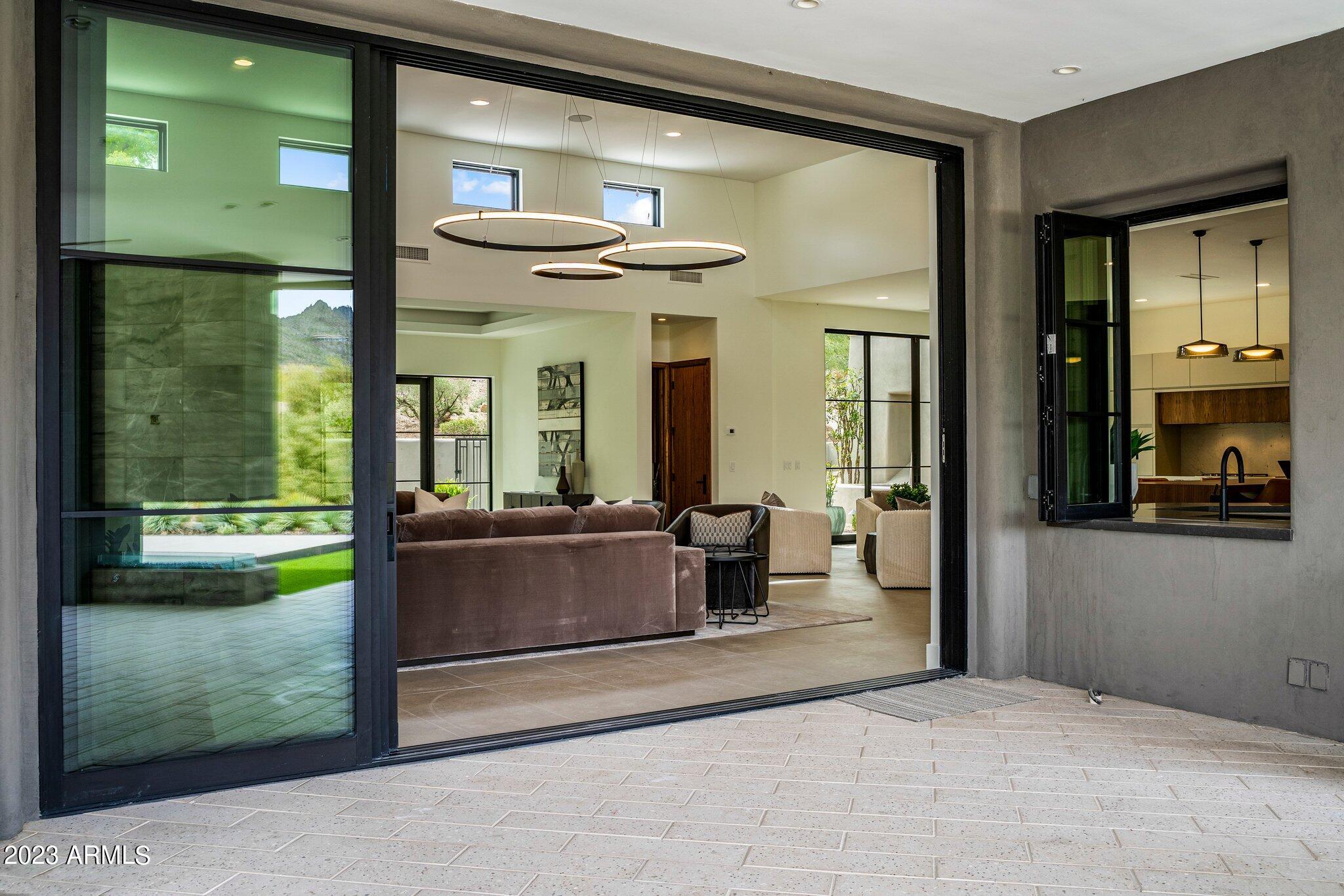 SANCTUARY - Residential