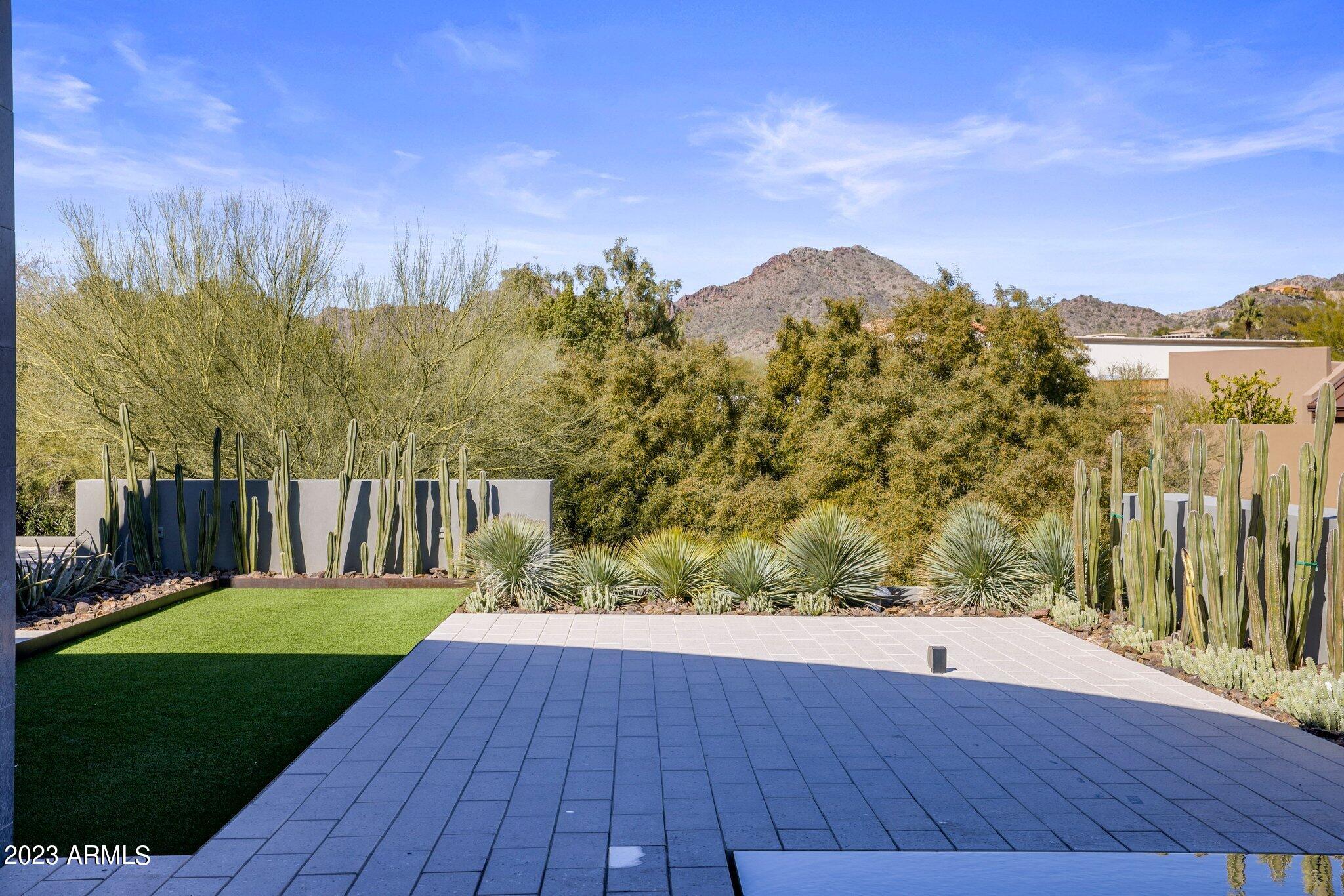 SANCTUARY - Residential