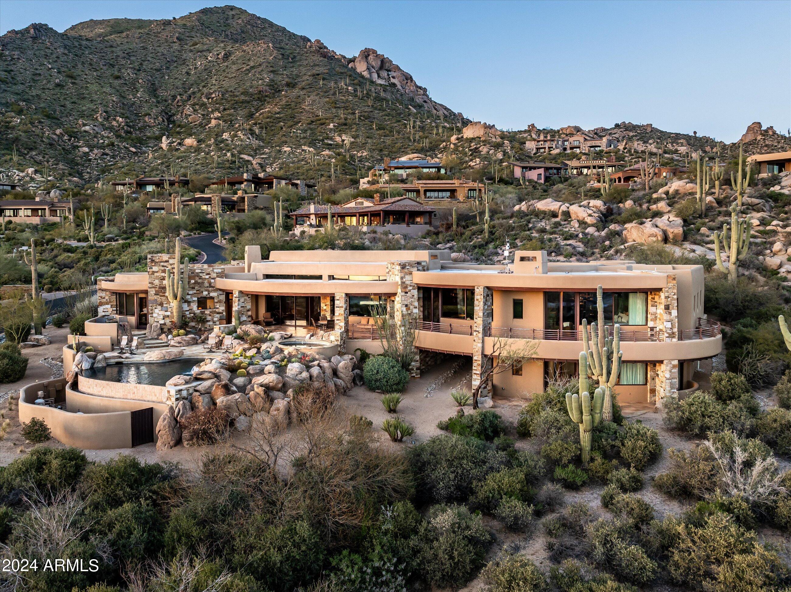 DESERT MOUNTAIN - Residential