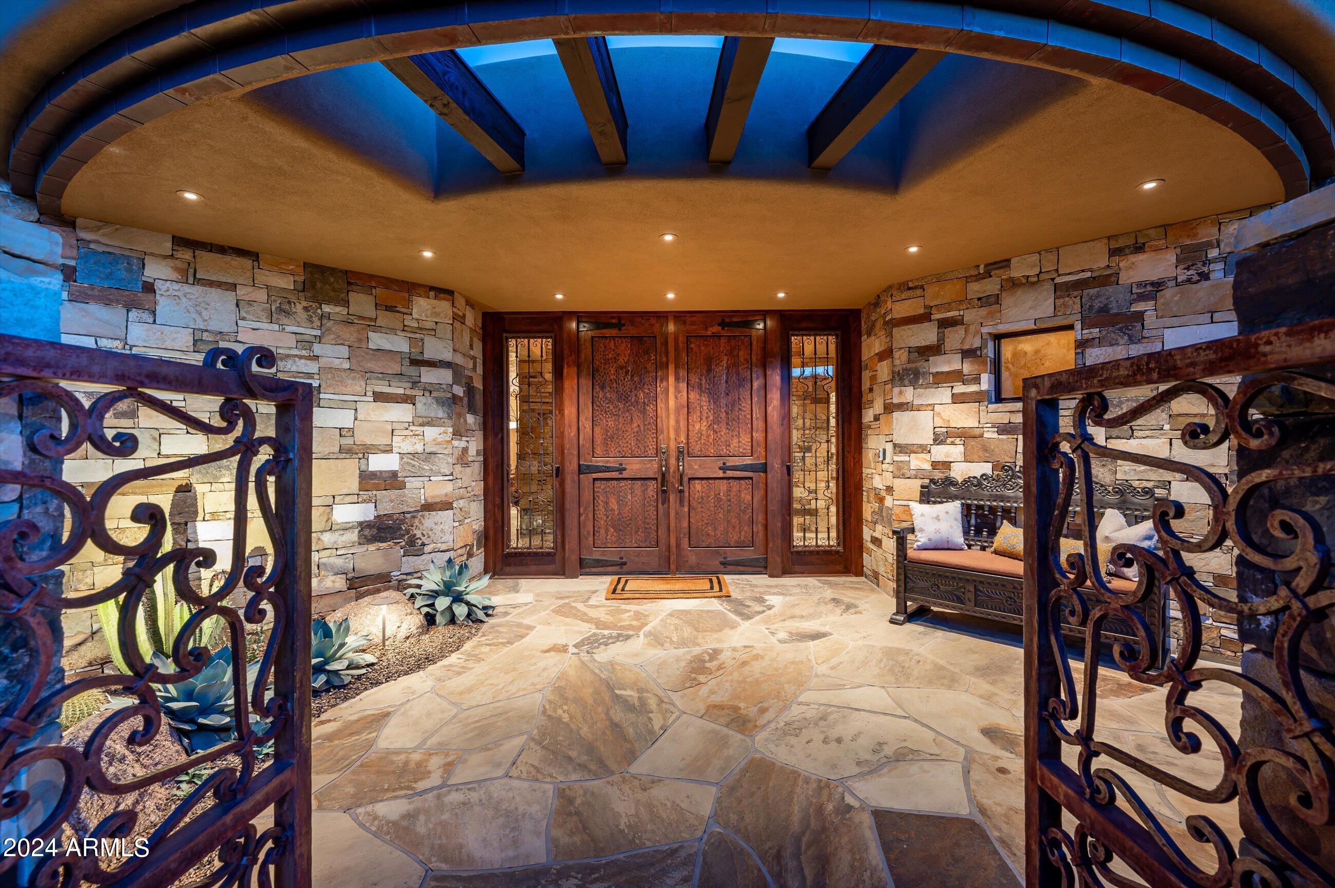 DESERT MOUNTAIN - Residential