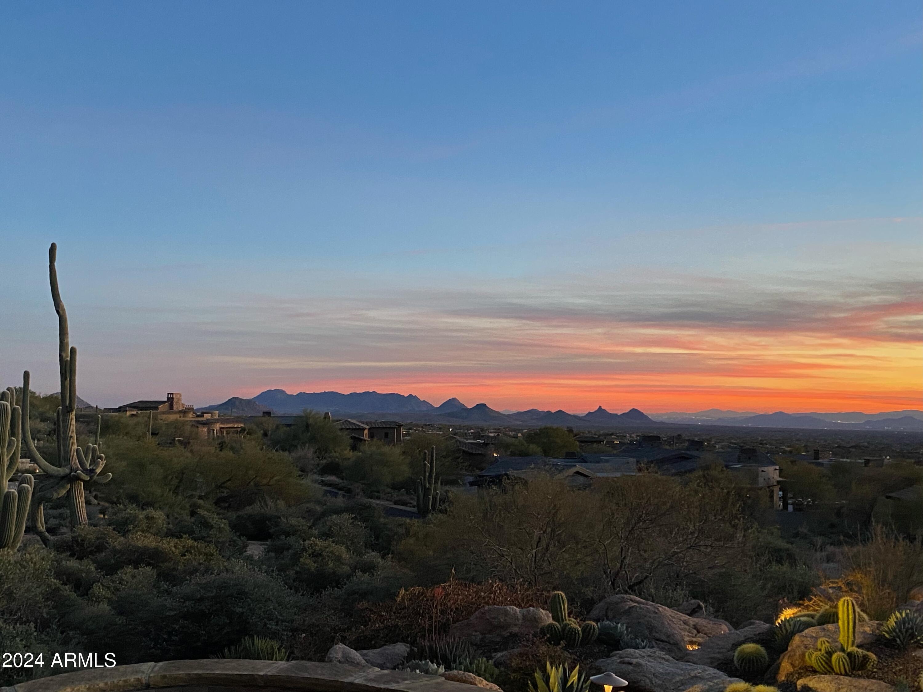 DESERT MOUNTAIN - Residential