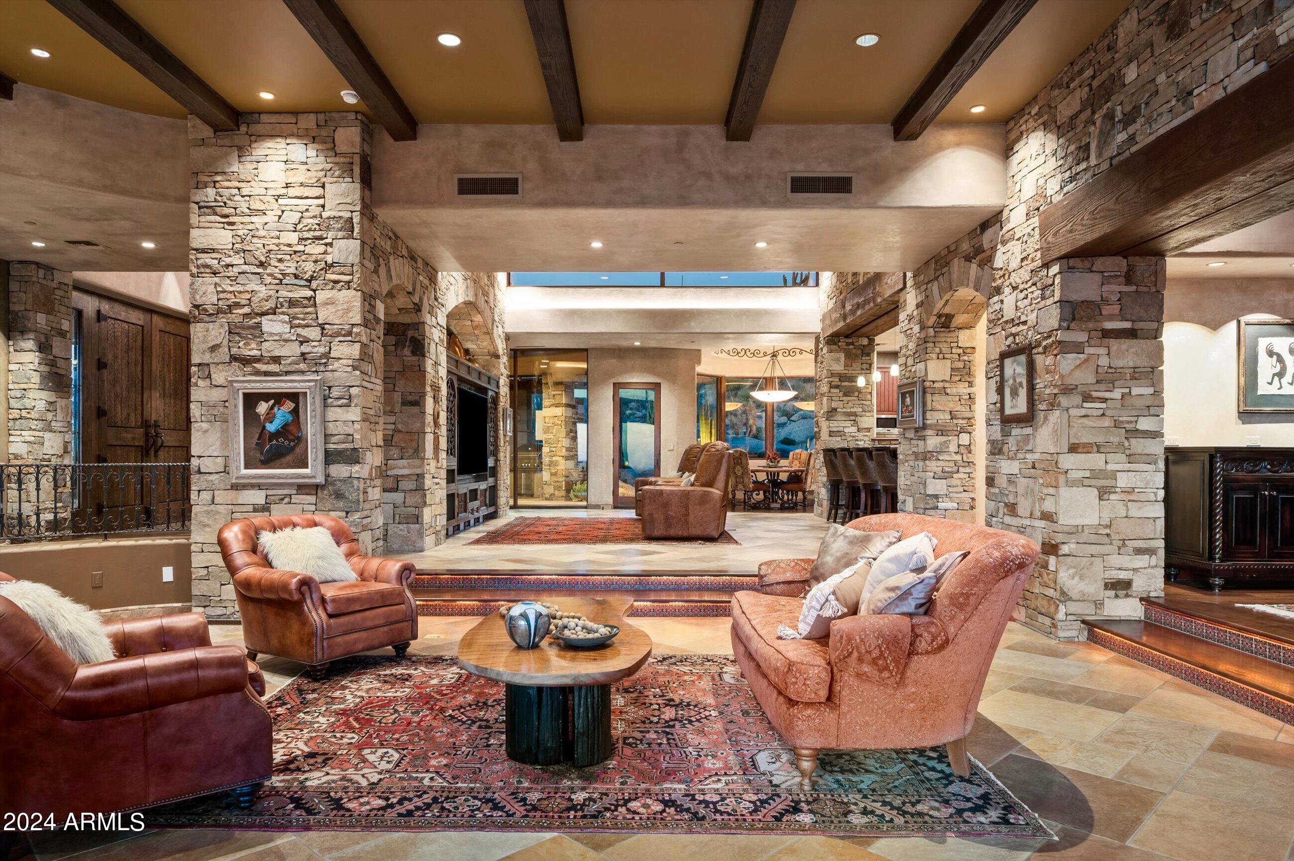 DESERT MOUNTAIN - Residential