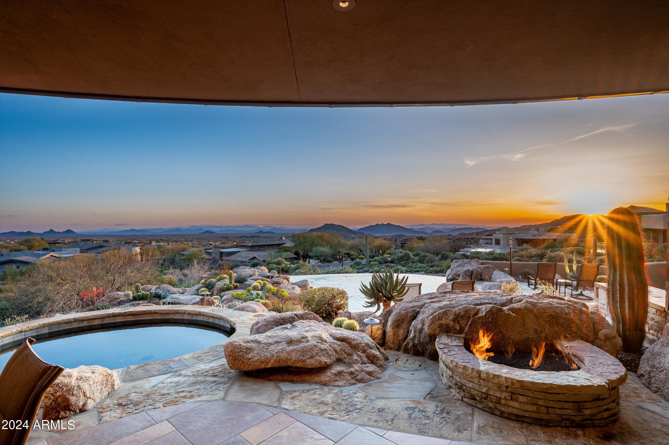 DESERT MOUNTAIN - Residential