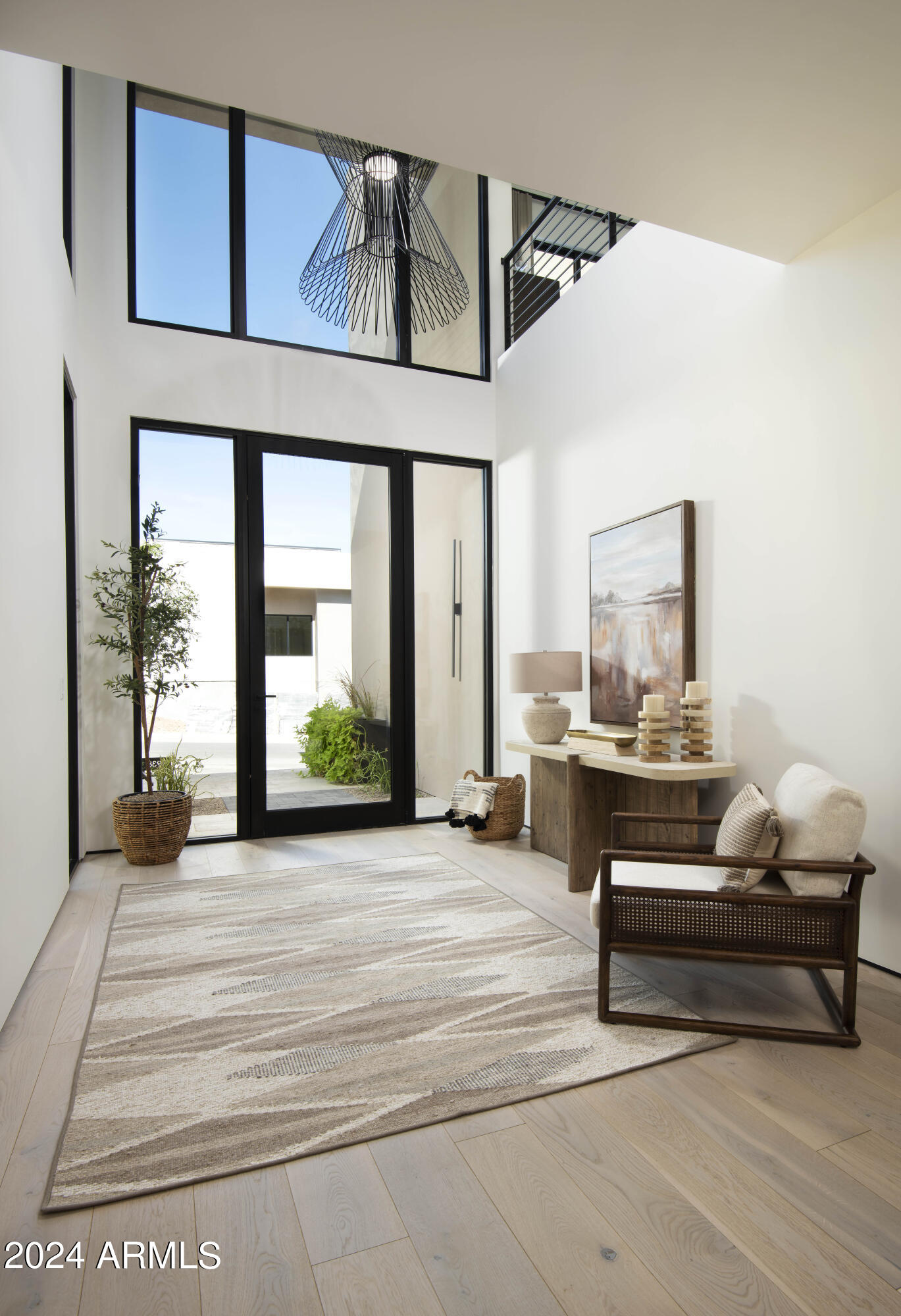 PHOENICIAN - Residential
