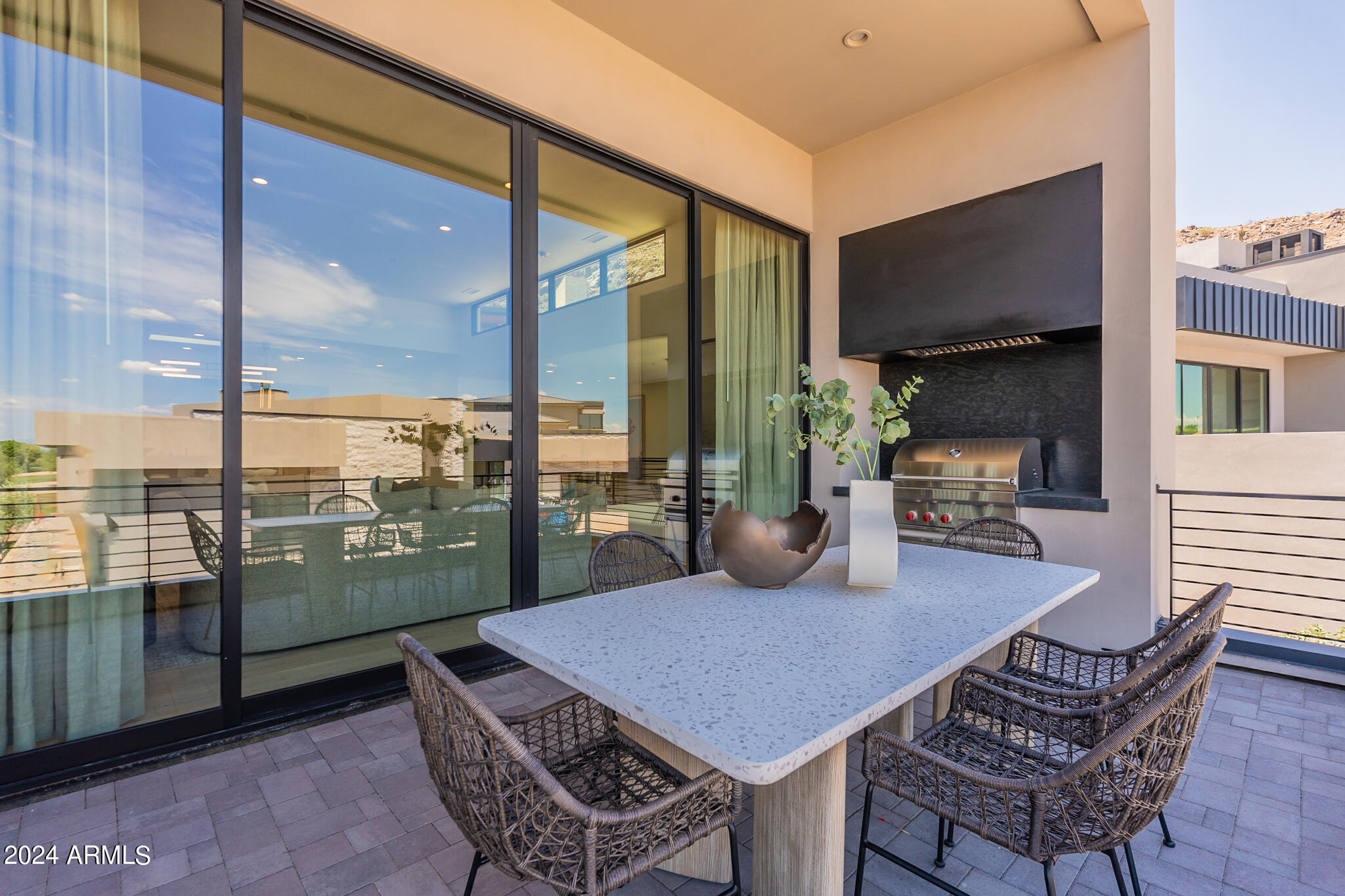 PHOENICIAN - Residential