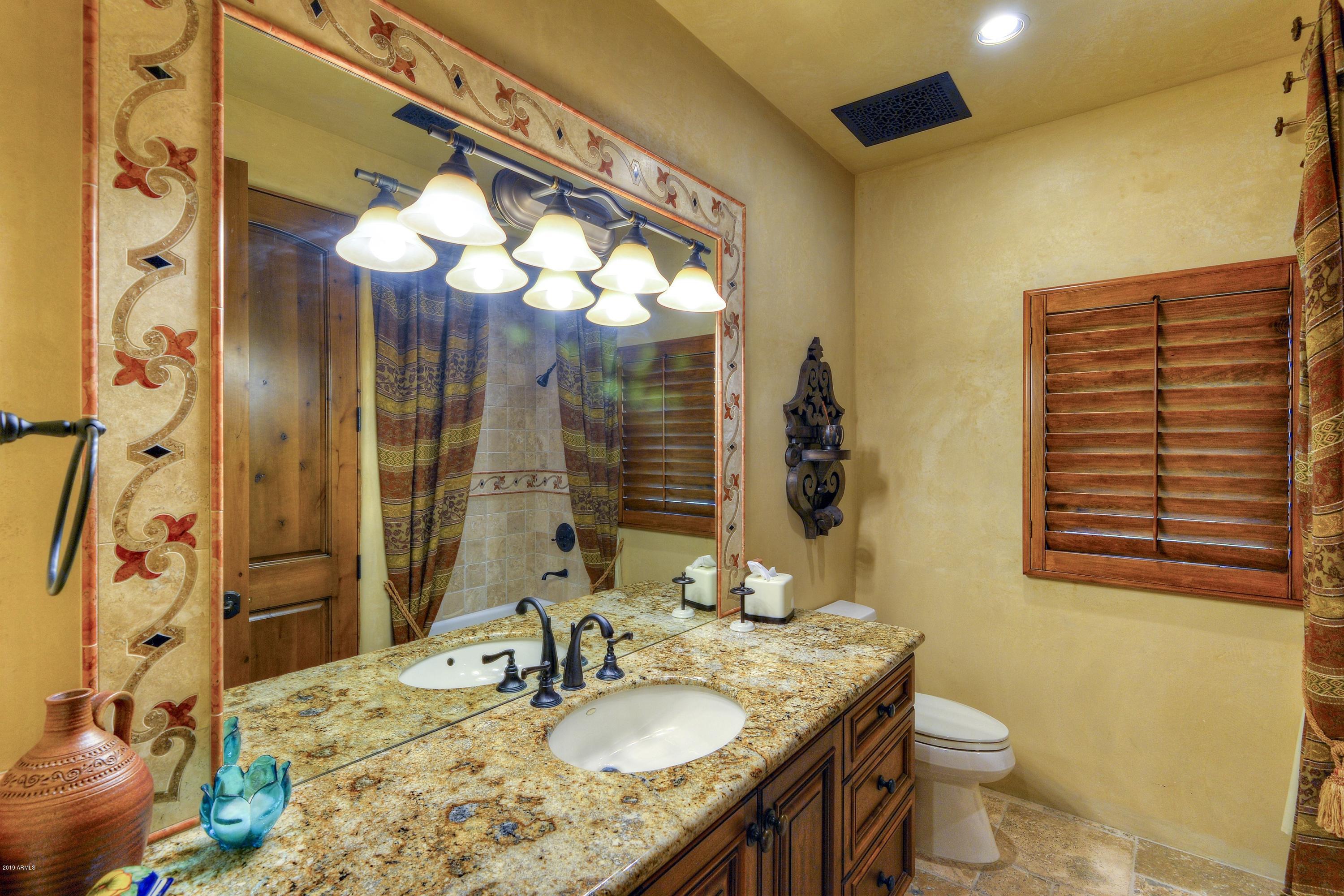 GROSSE POINTE HIGHLANDS - Residential