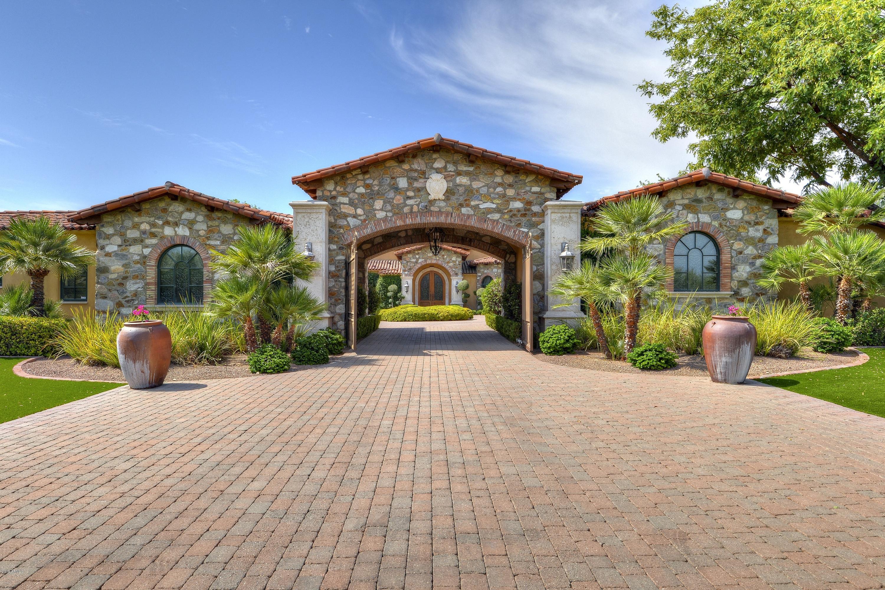 GROSSE POINTE HIGHLANDS - Residential
