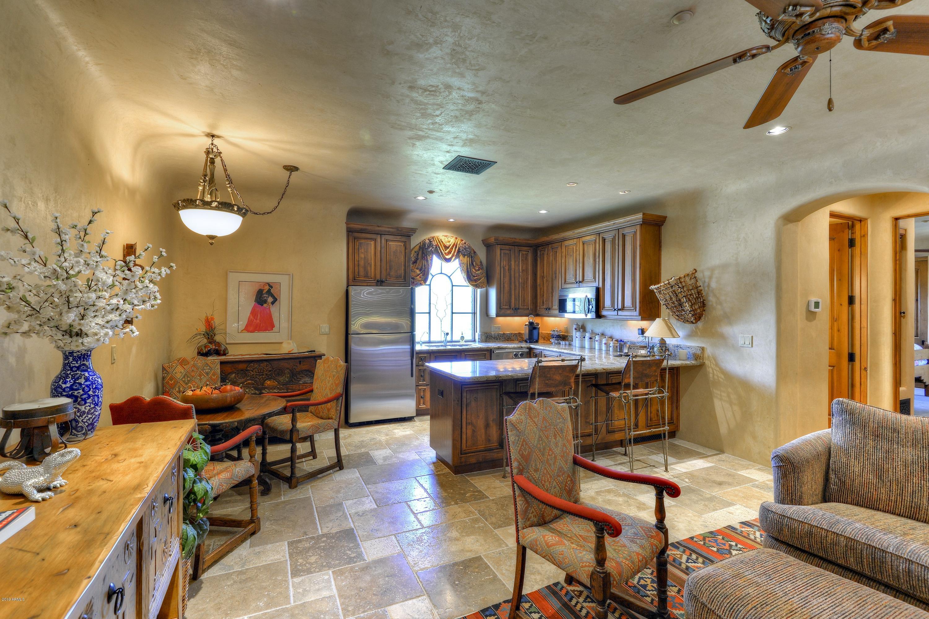 GROSSE POINTE HIGHLANDS - Residential
