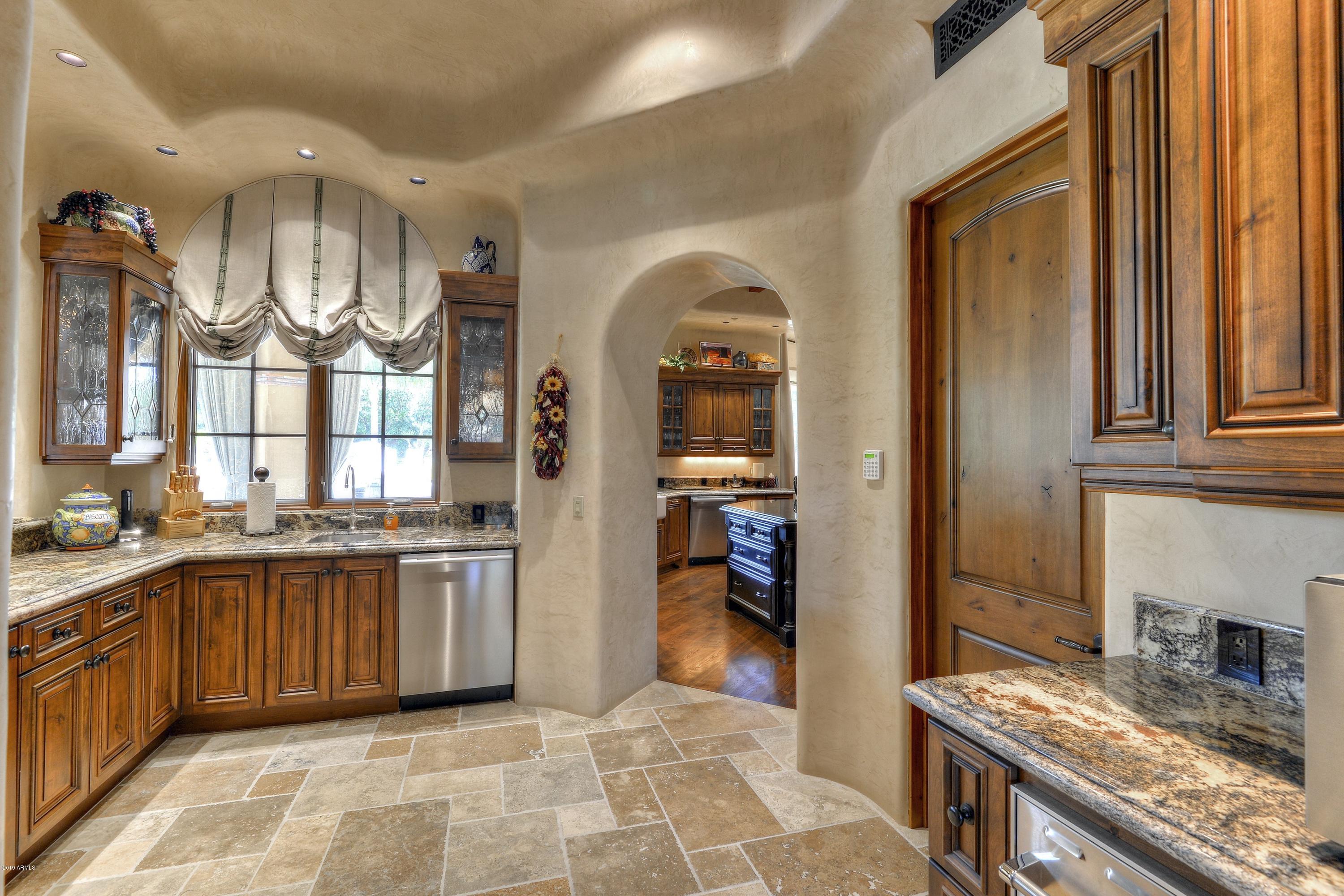 GROSSE POINTE HIGHLANDS - Residential
