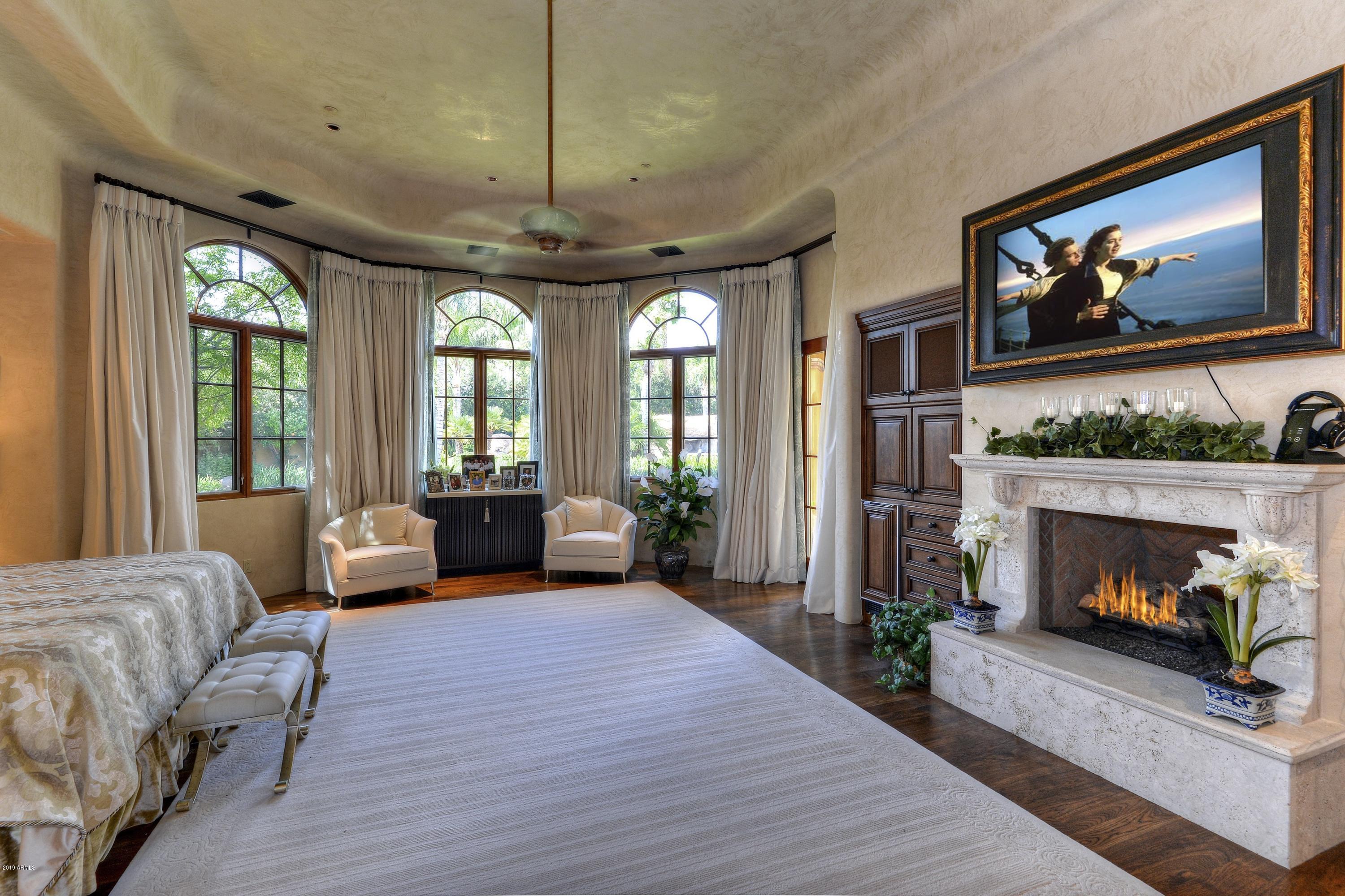GROSSE POINTE HIGHLANDS - Residential