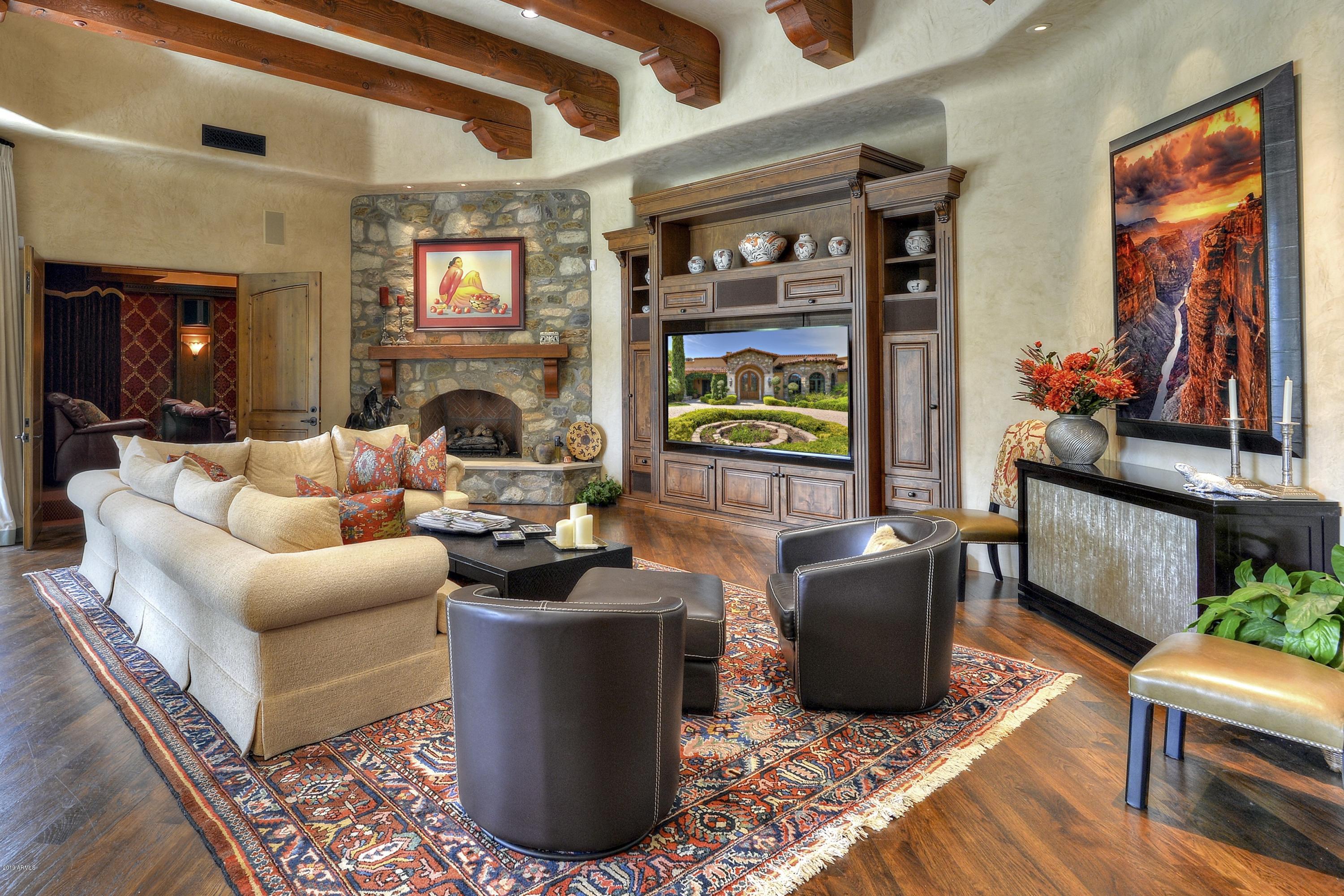 GROSSE POINTE HIGHLANDS - Residential