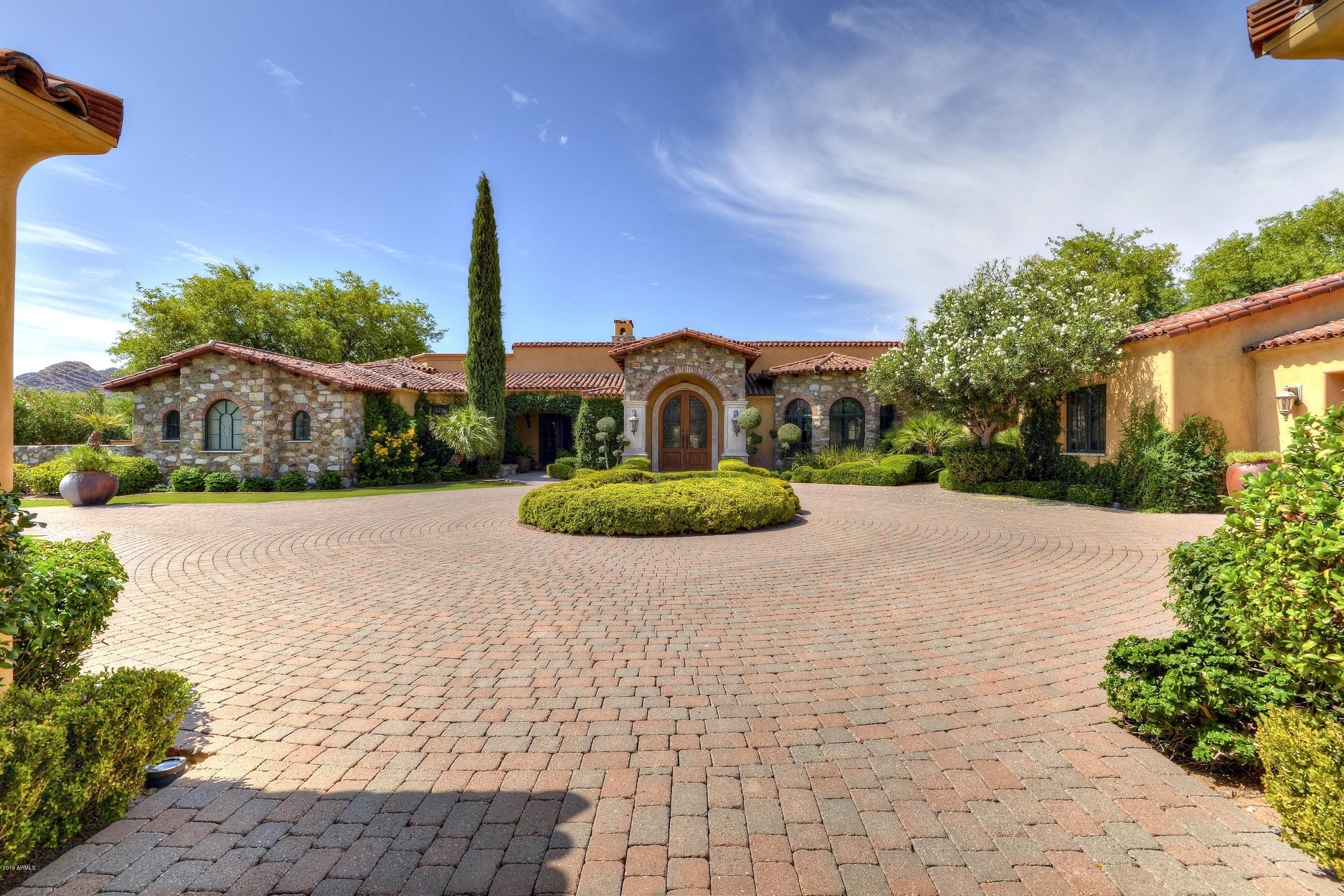 GROSSE POINTE HIGHLANDS - Residential