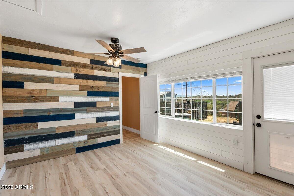 DIAMOND VALLEY ! - Residential