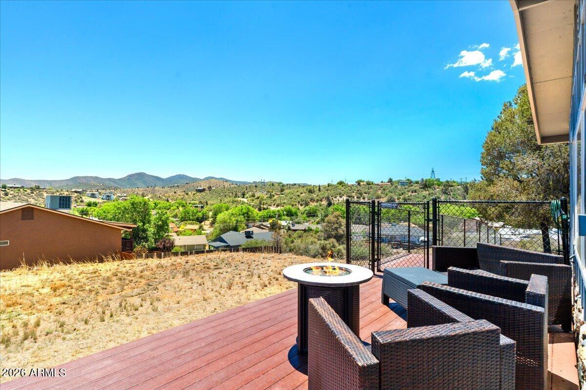 DIAMOND VALLEY ! - Residential