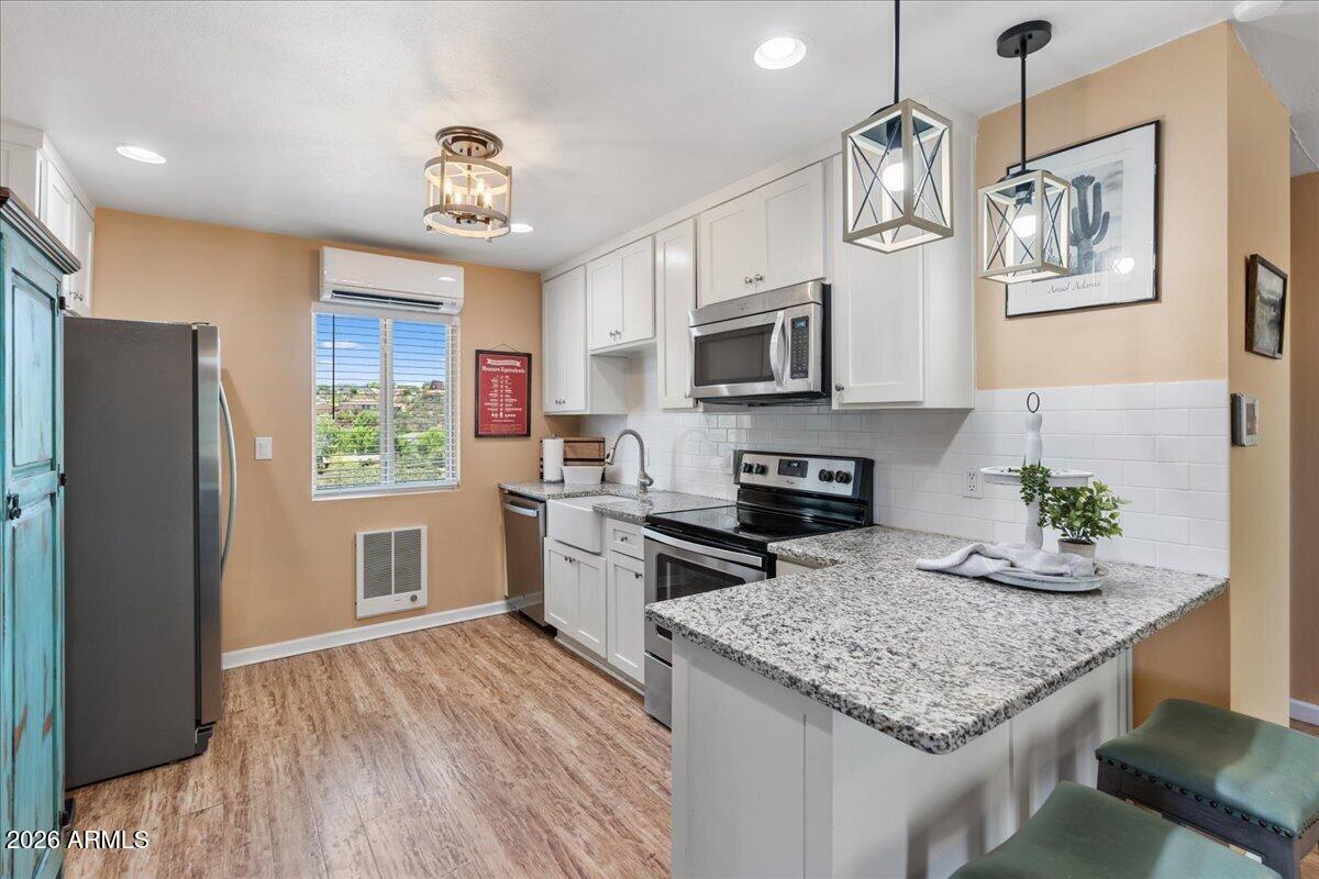 DIAMOND VALLEY ! - Residential