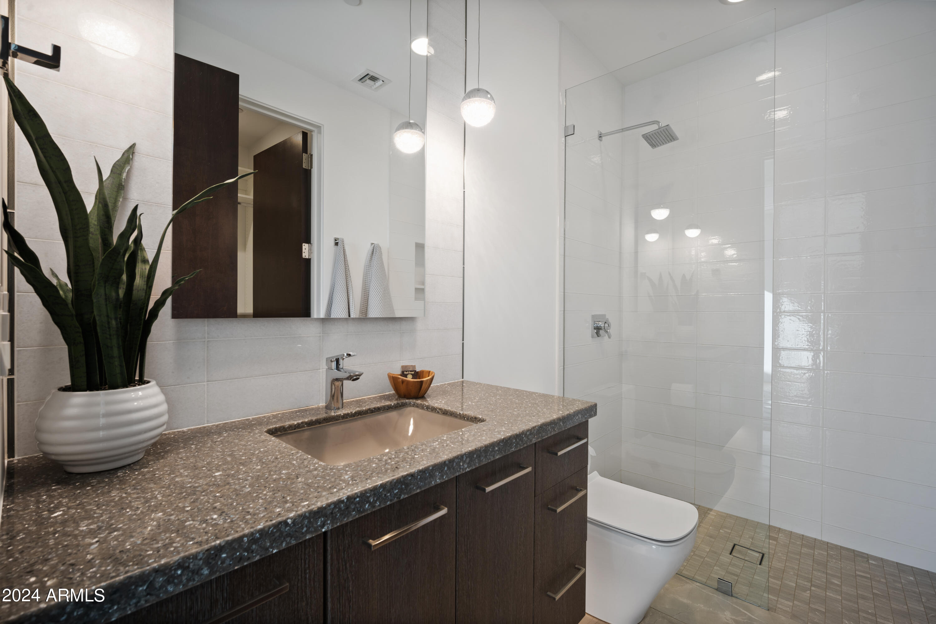 DESERT MOUNTAIN PHASE 1 UNIT 3 LOT 336-463 TR A - Residential