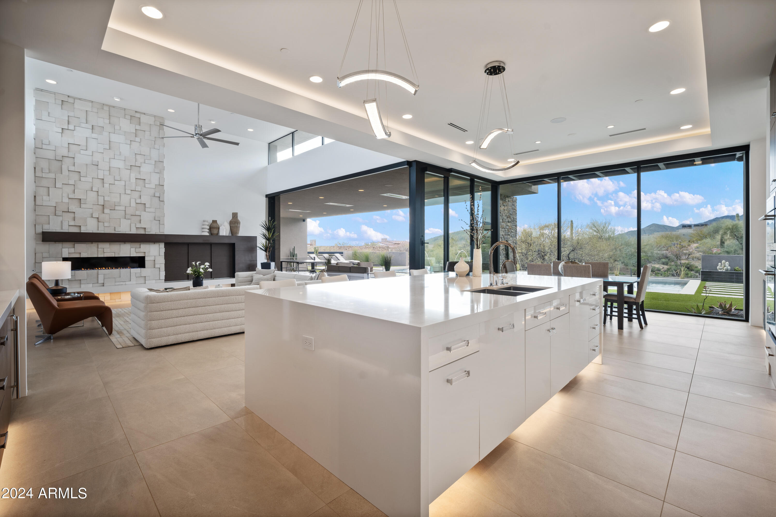 DESERT MOUNTAIN PHASE 1 UNIT 3 LOT 336-463 TR A - Residential