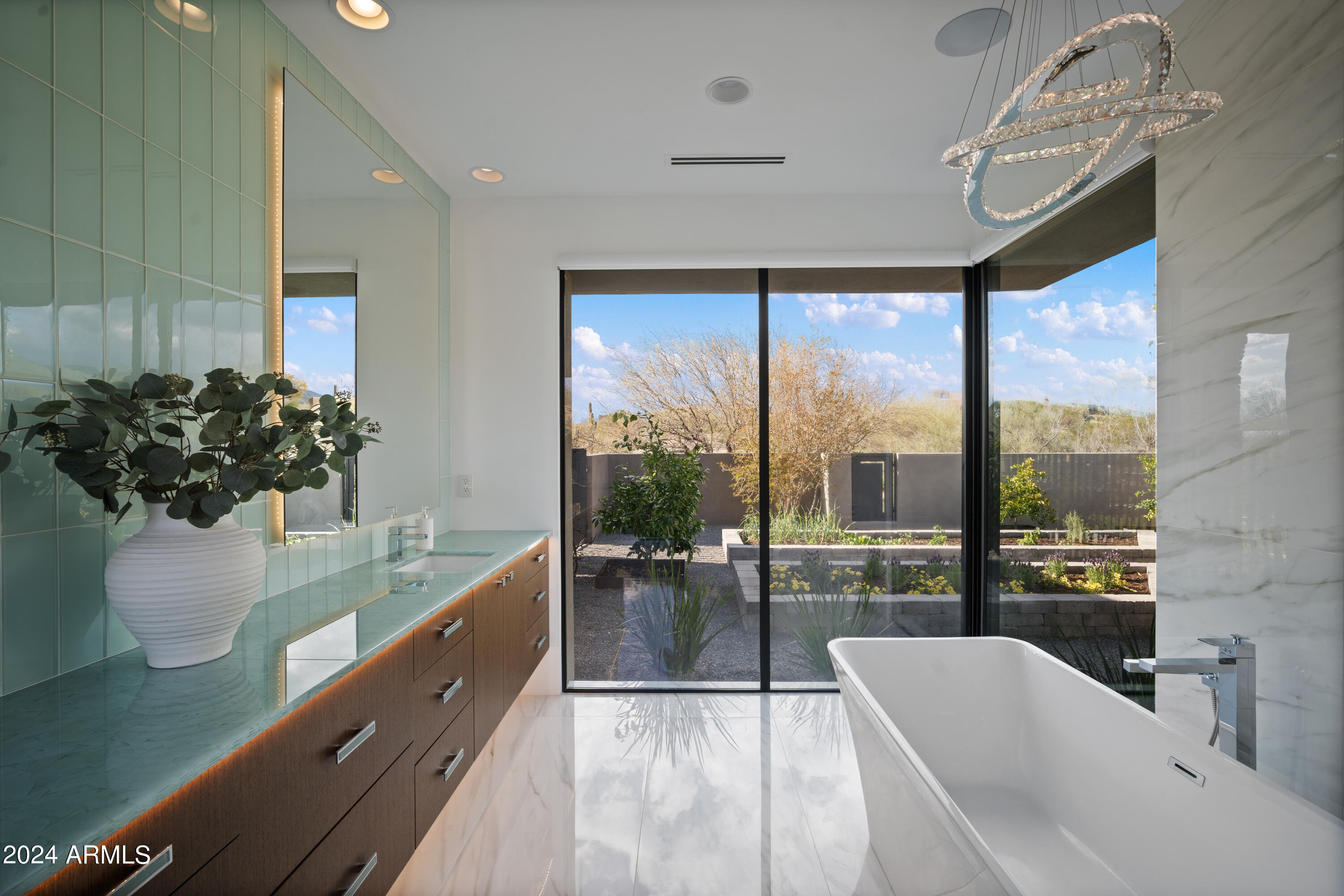 DESERT MOUNTAIN PHASE 1 UNIT 3 LOT 336-463 TR A - Residential