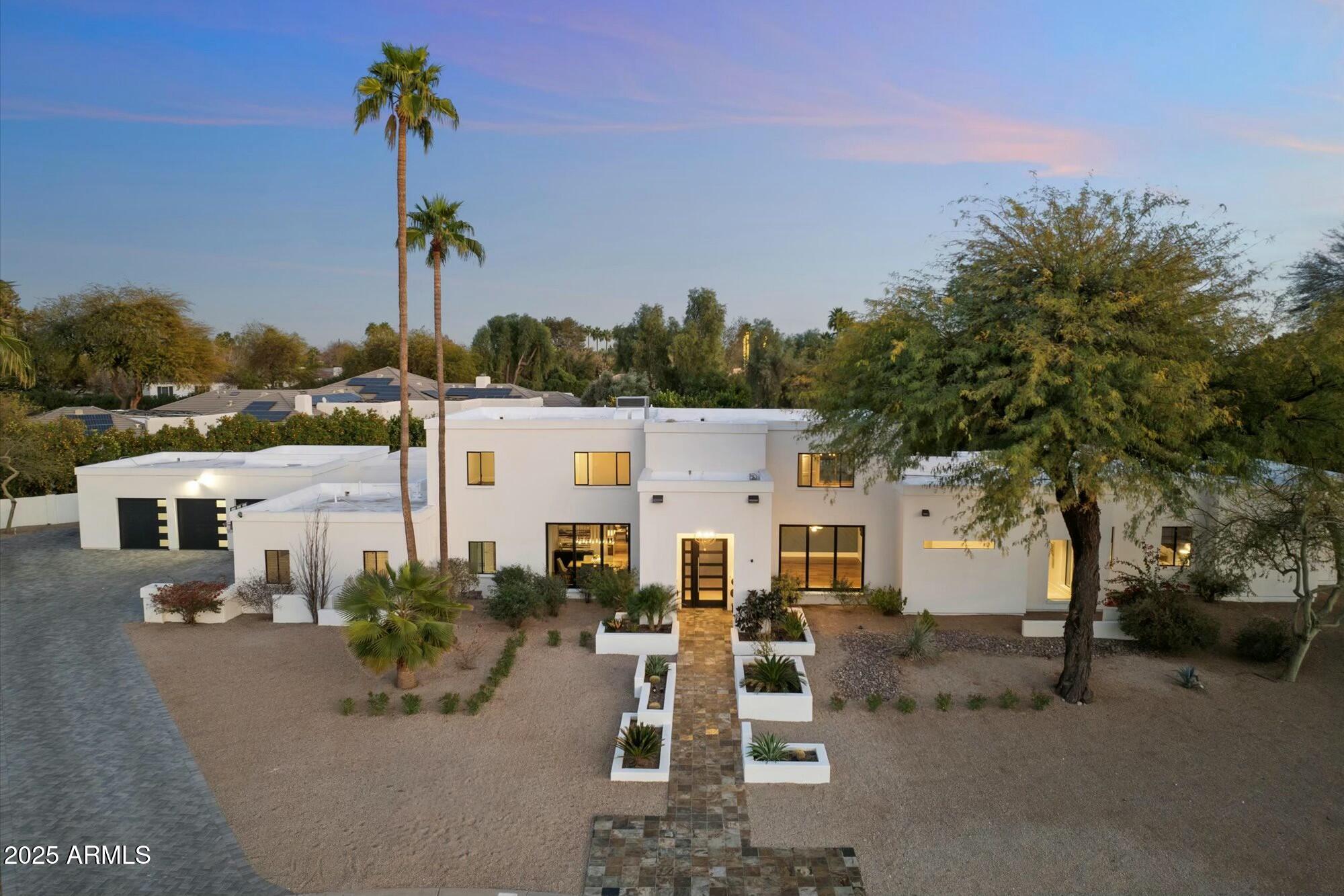 EQUESTRIAN MANOR UNIT 1 - Residential