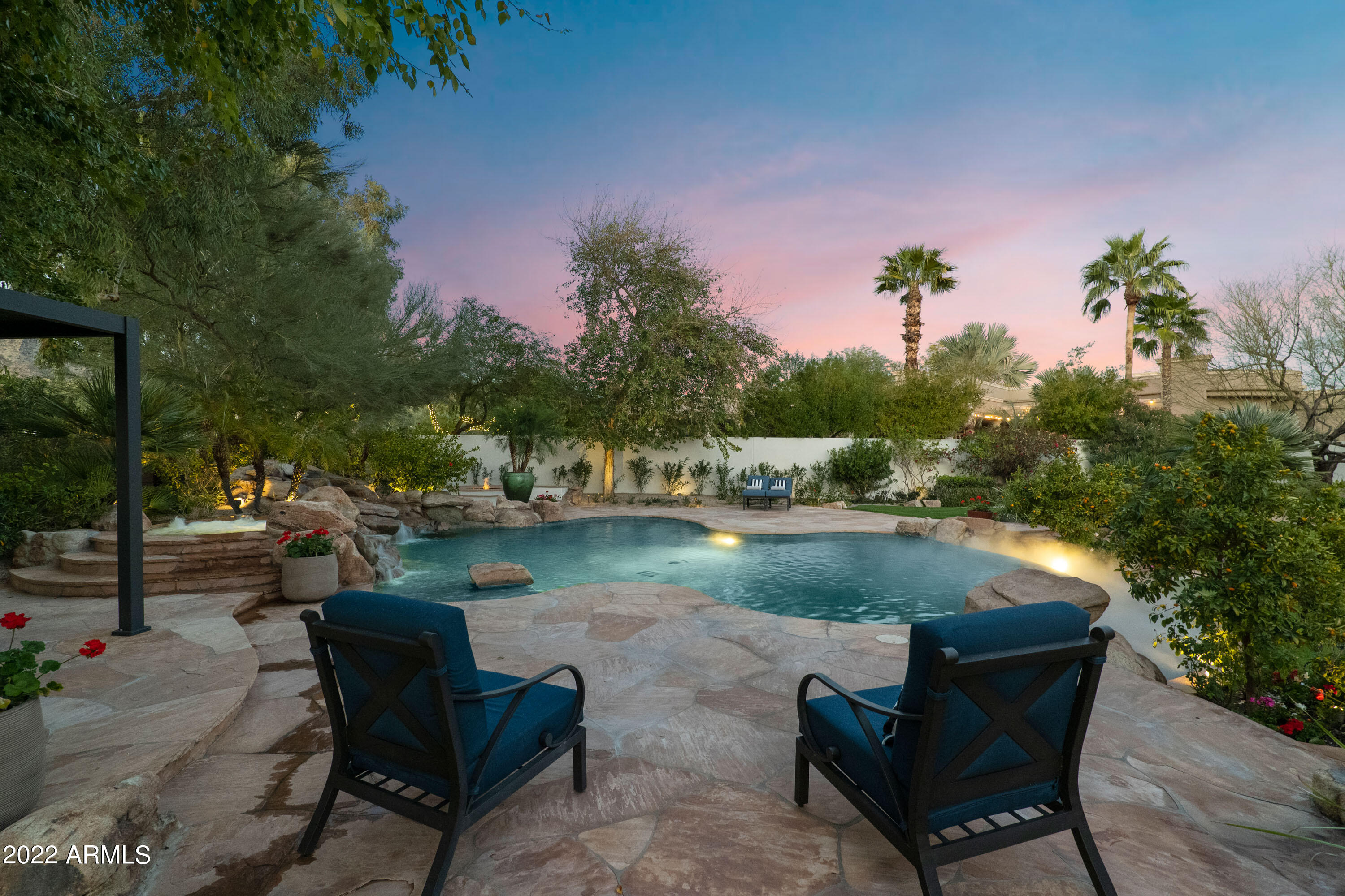 PARADISE MANSION ESTATES - Residential