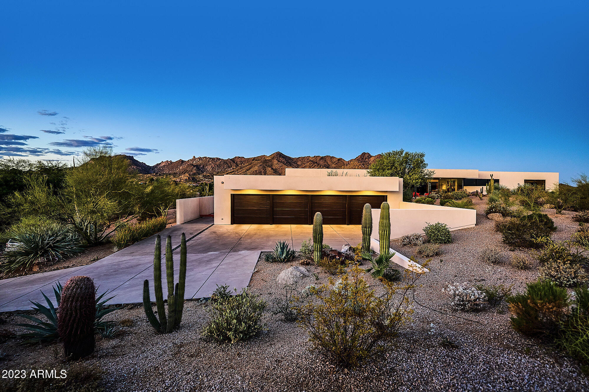 ESTATES AT DESERT CREST LOT 1-18 TR A - Residential