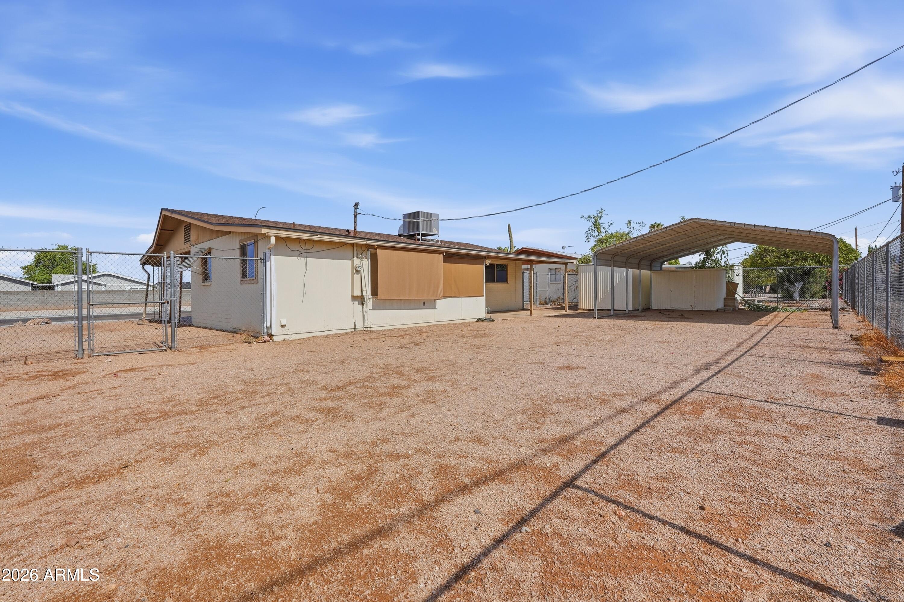 APACHE VILLA - Residential