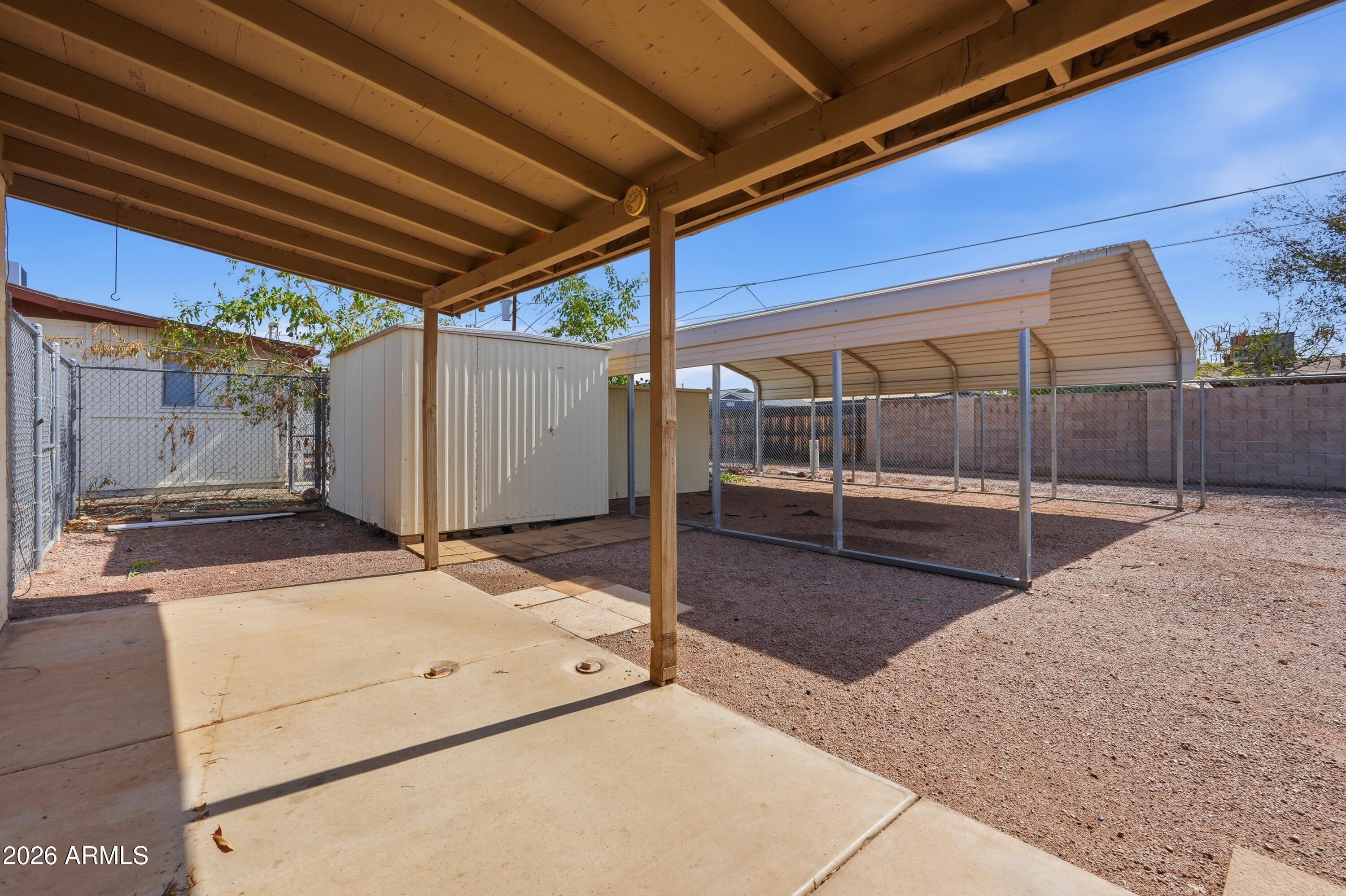 APACHE VILLA - Residential