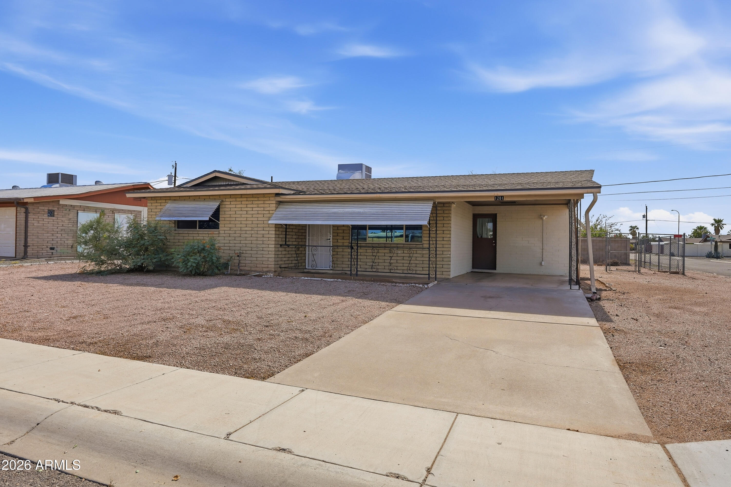 APACHE VILLA - Residential